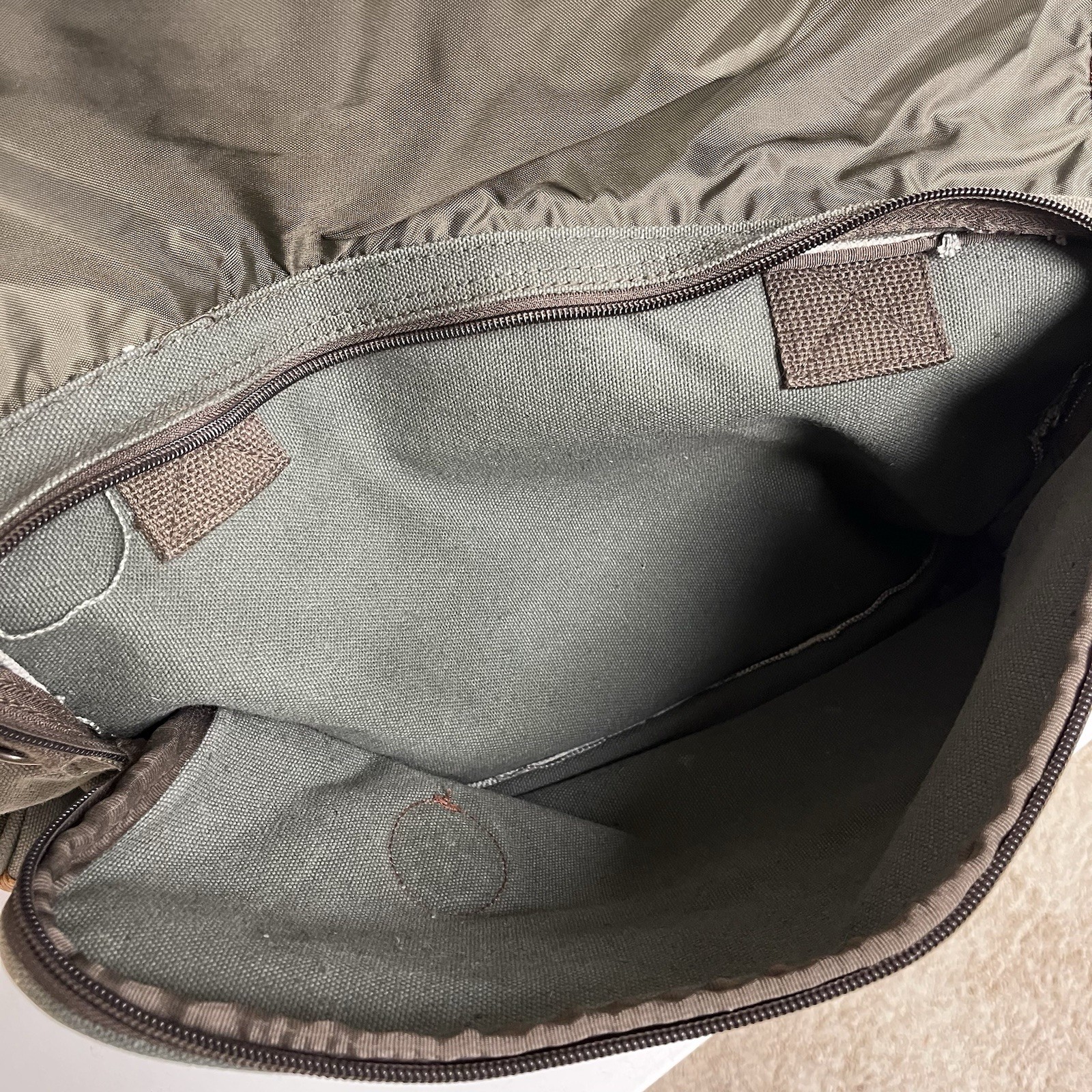 Vintage High Sierra 24″ Green Brown Leather Trim Canvas Duffle Bag Travel Carry