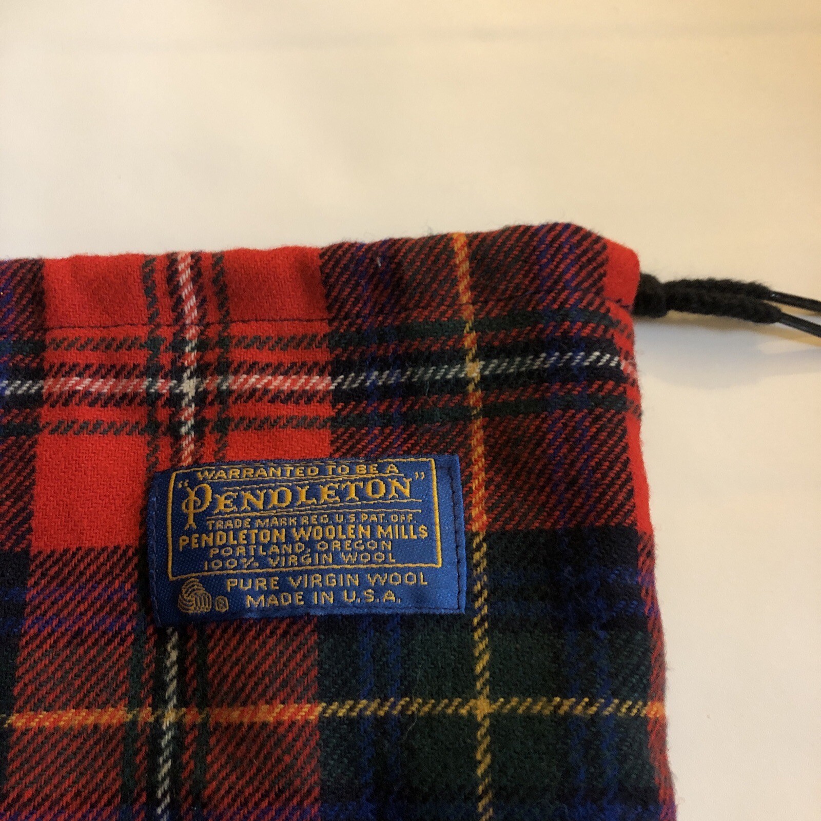 Pendleton Small Woolen Shoe Holder Bag Rustic Gift Wrap with Holes Red Plaid
