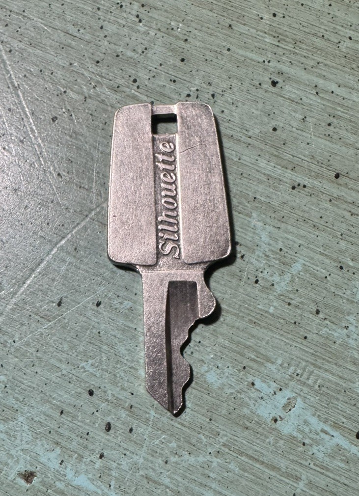 SAMSONITE – 69 – Replacement Key for SIlHOUETTE Luggage