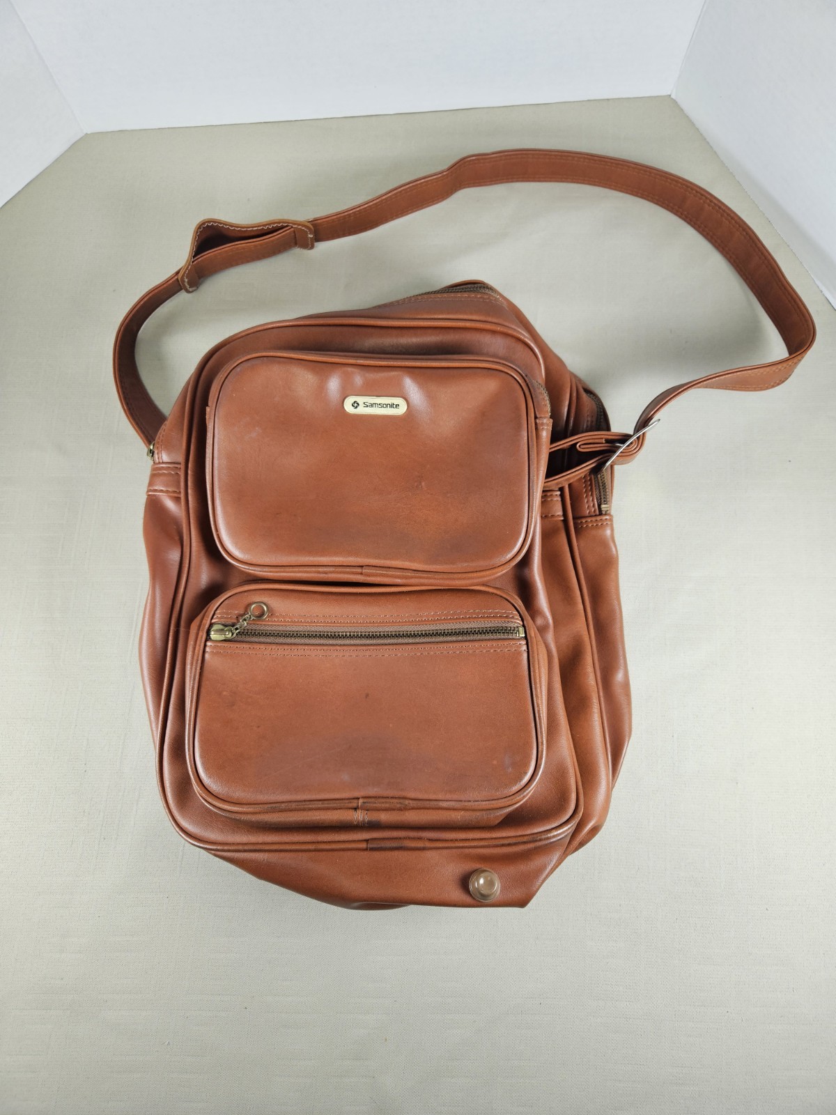 1960s-70s Chestnut Vinyl Samsonite Tote Shoulder Strap Bag/Carry On Luggage/Sams