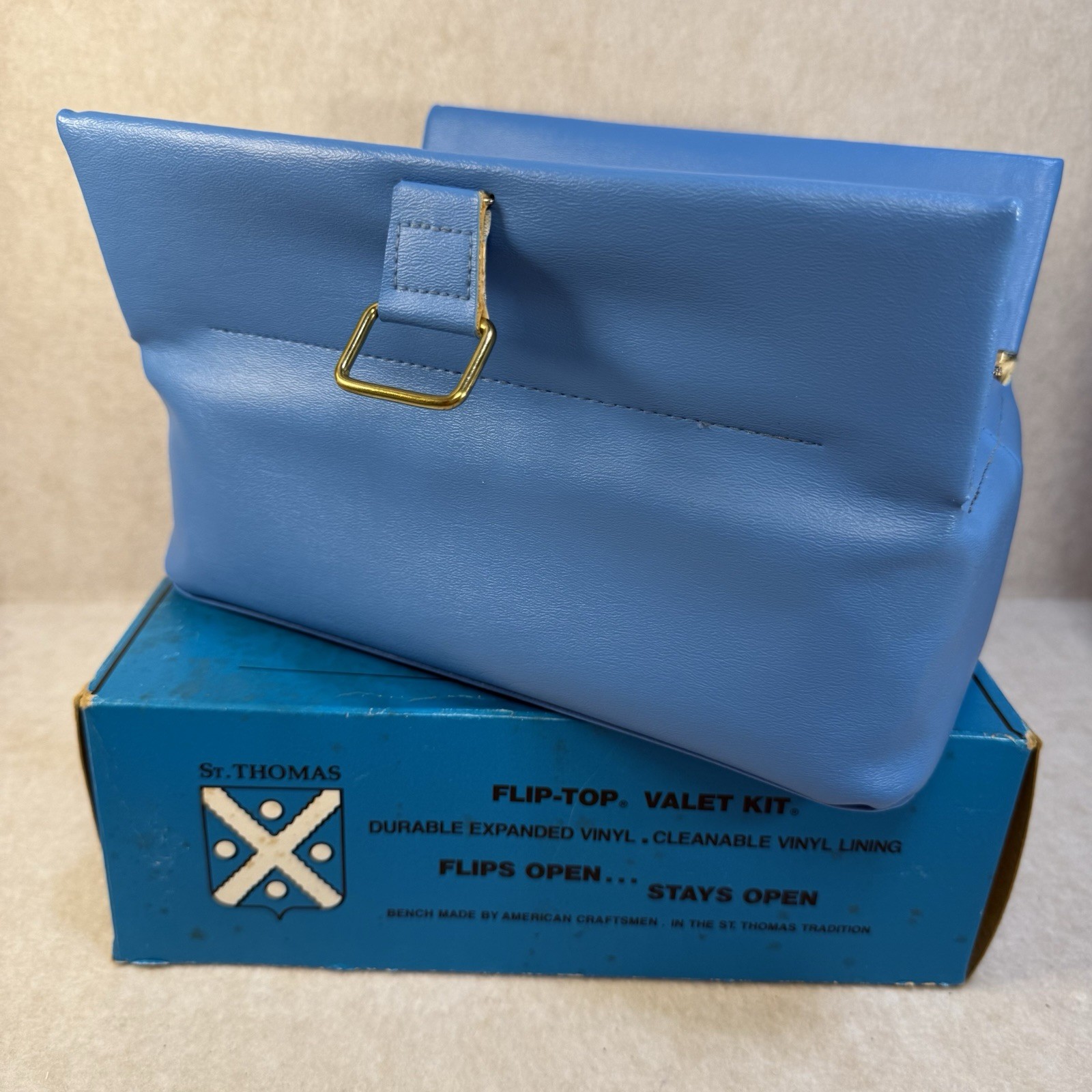 Vintage Luggage Valet Travel Case Grooming Kit Flip-top Toiletries Bag 1960s NEW