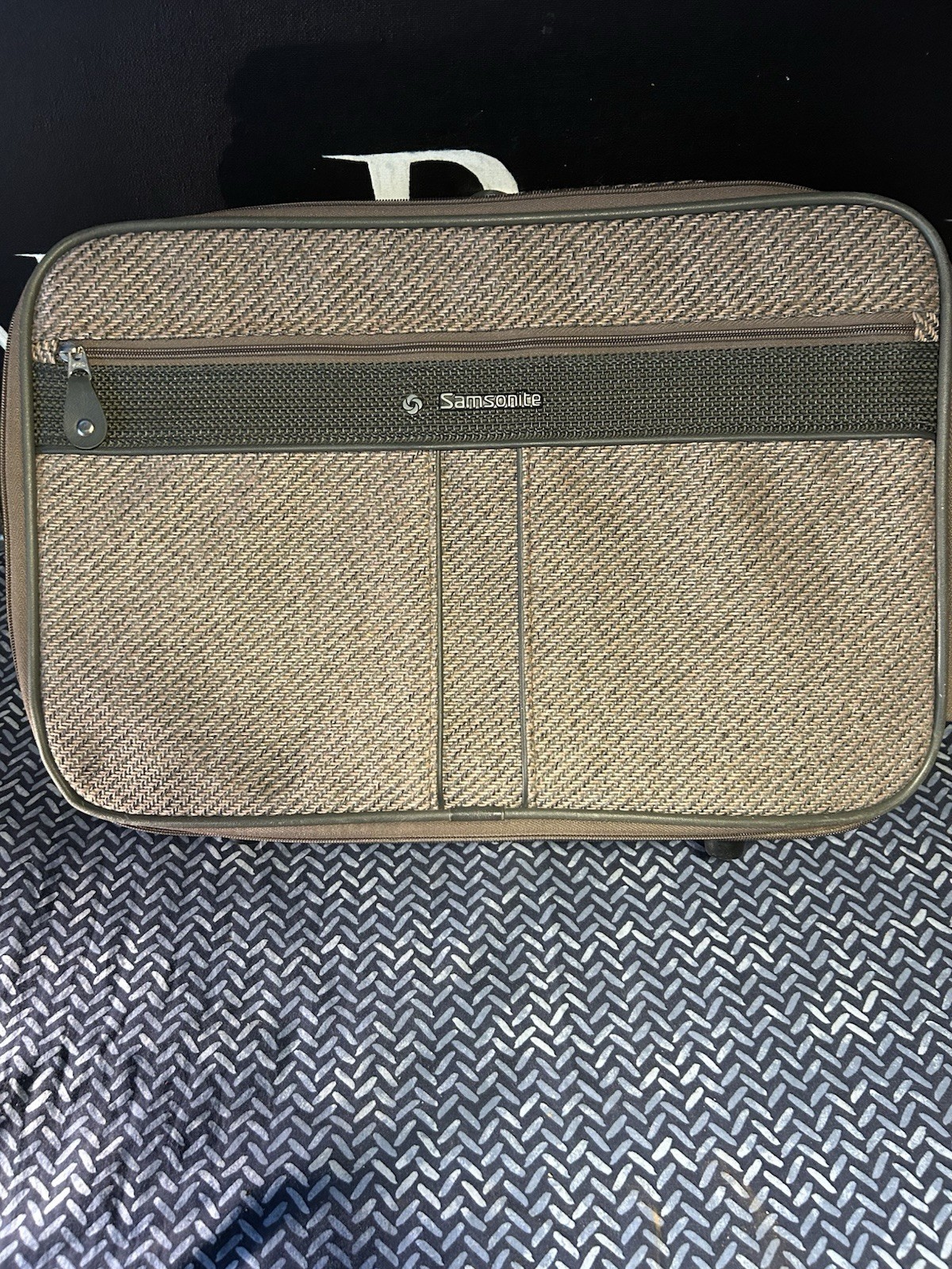 Vintage 1987 Samsonite Silhouette 4 Tweeted ￼Travel Bag W/Strap Vintage