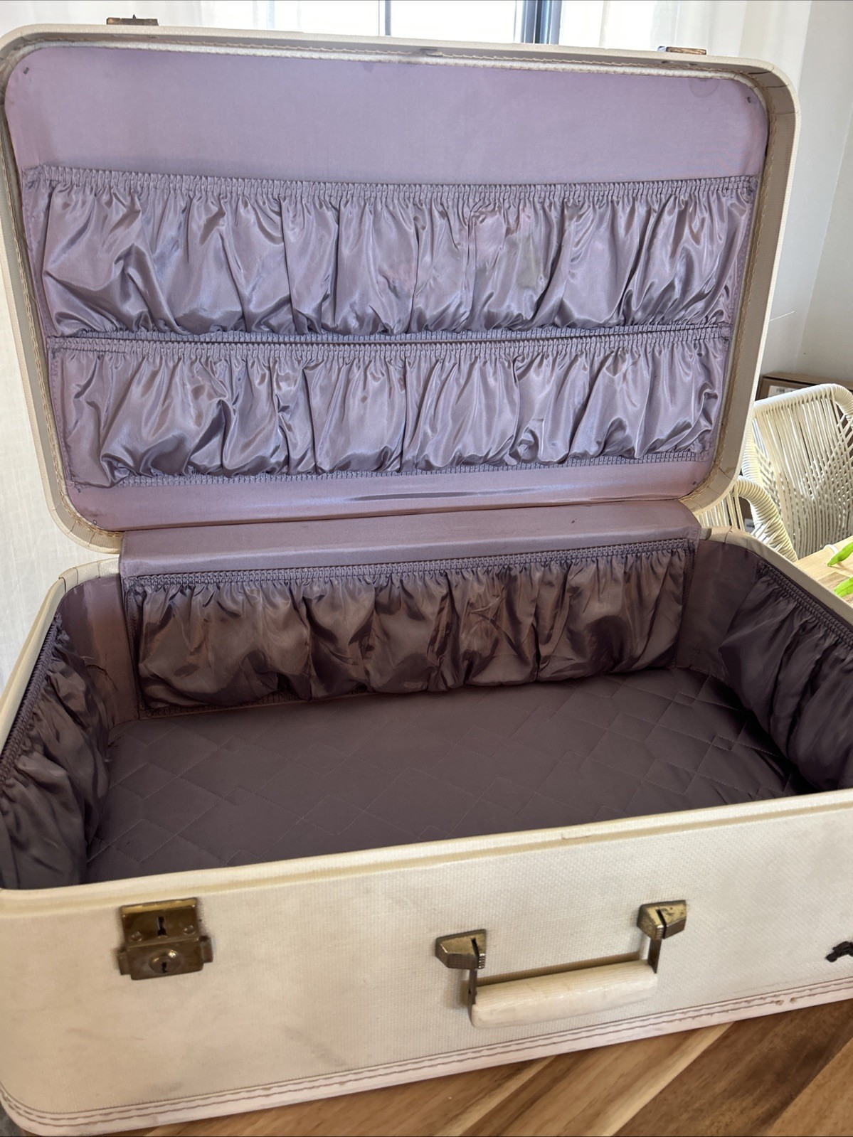 Lady Baltimore Vintage Luggage, Cream Colored Outside With Lavender Inside
