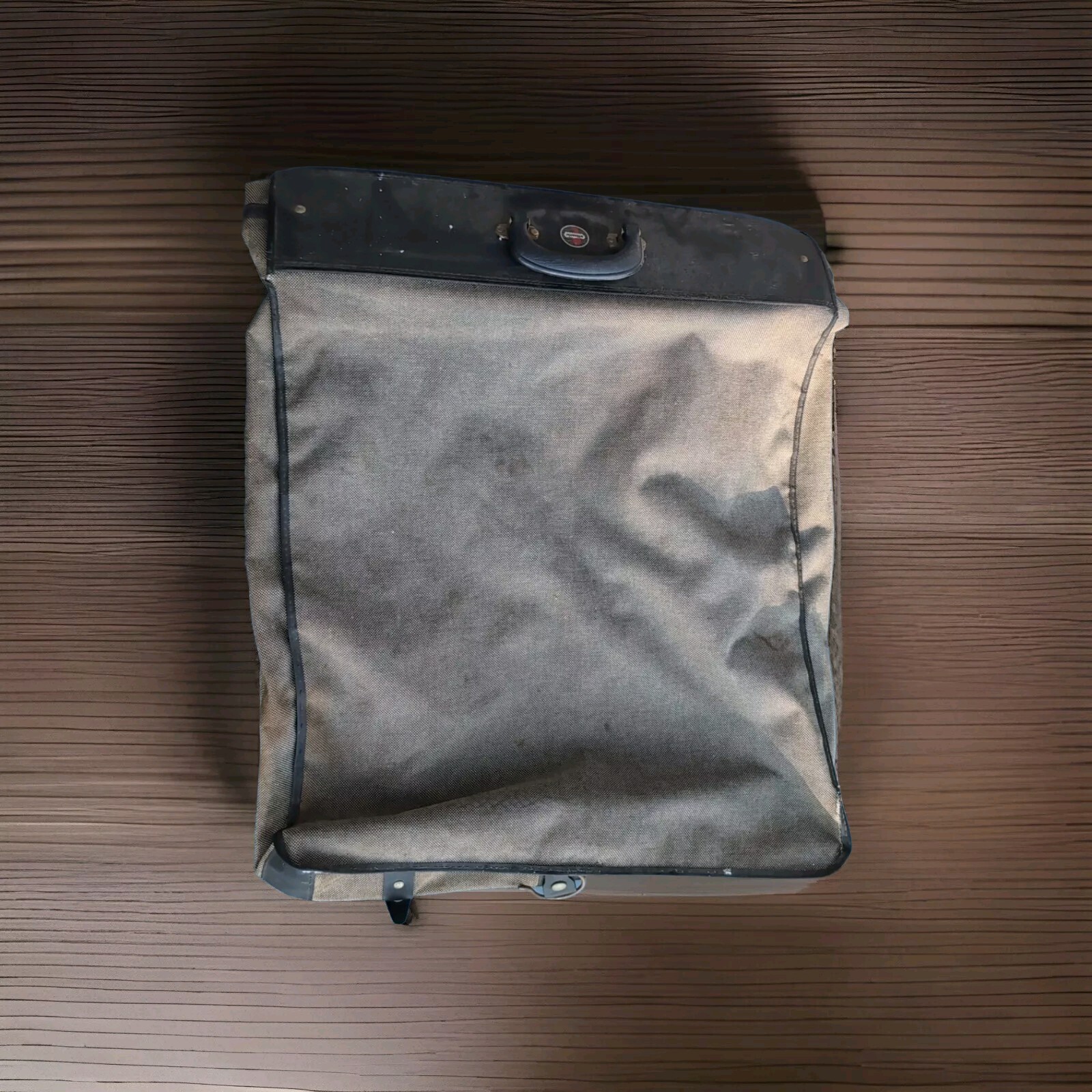 Atlantic – Texture Patterned Hanging Garment Bag – Est 1970 Collectible Vintage