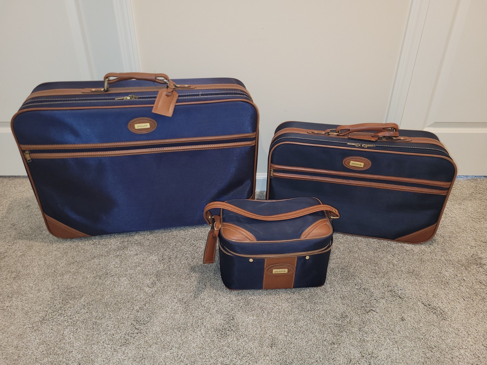 3 Piece Vintage Jaguar Luggage Suitcase Set