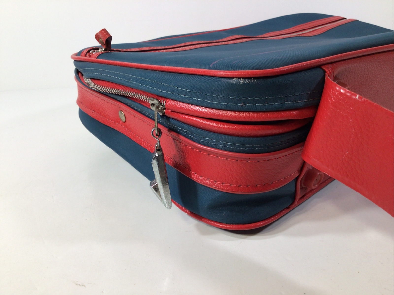 Vintage MCM~60’s-70’s Luggage Overnight Suitcase ~Navy/Red~15”x10.5”