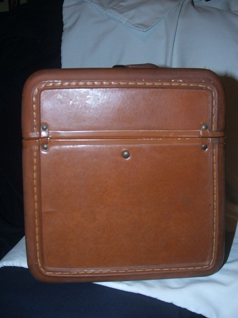 Vintage Samsonite Streamlite Train Case Reddish Brown w/ Key & Makeup Tray EUC