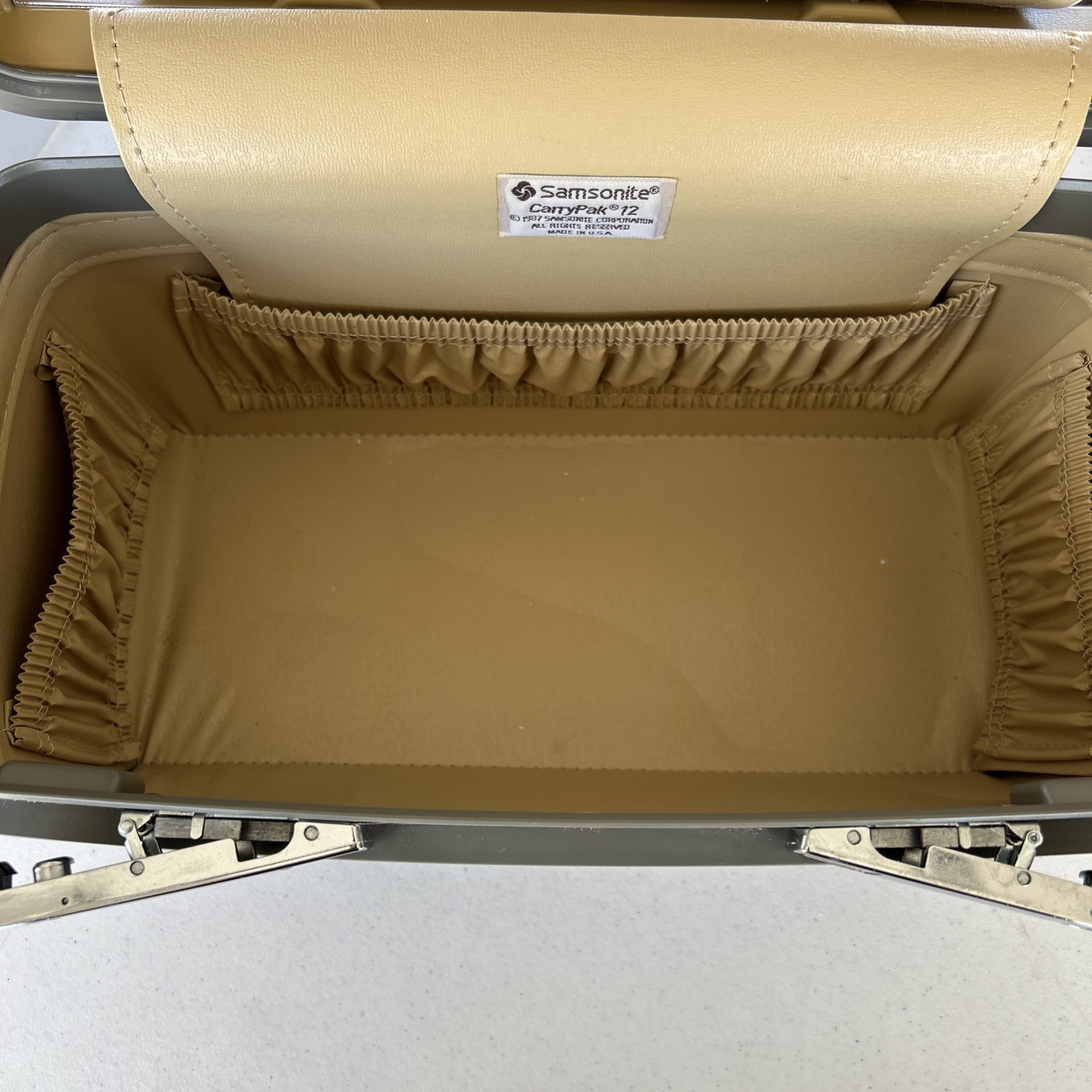 Vintage Samsonite Sentry II Train Case w/ Mirror Navy Blue Cosmetic Vanity