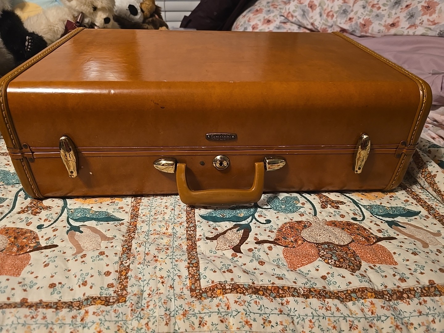 Vintage Samsonite with KEY