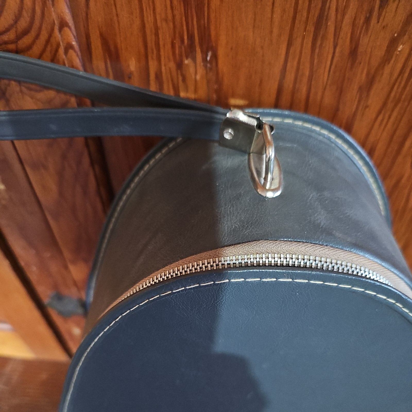Vintage Gray Travel Hat Box Suitcase Oval Teardrop Egg Shape Zip Handle