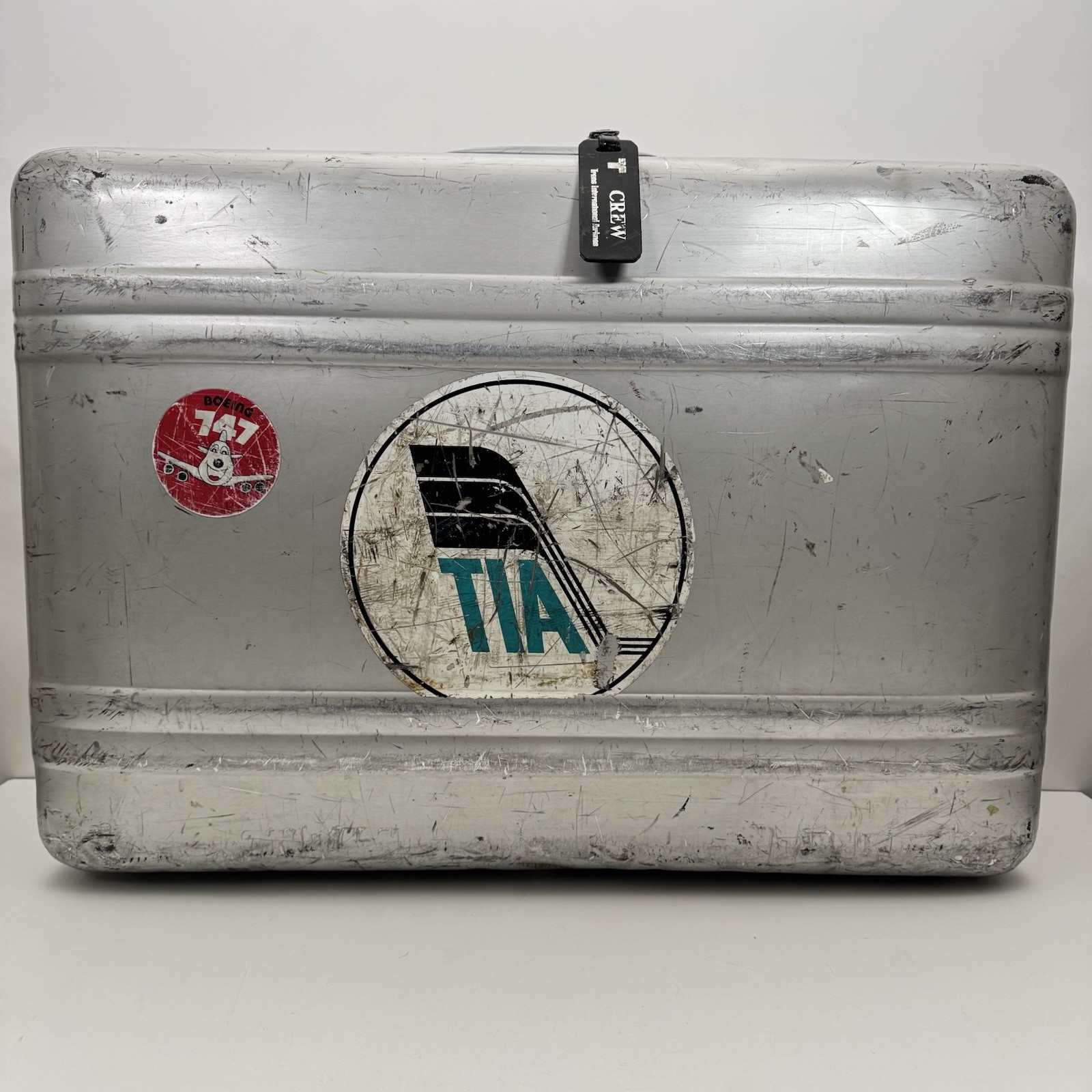 Halliburton Aluminum Suitcase 25″x 18″ x 8″ No Key Broken Latch Vtg