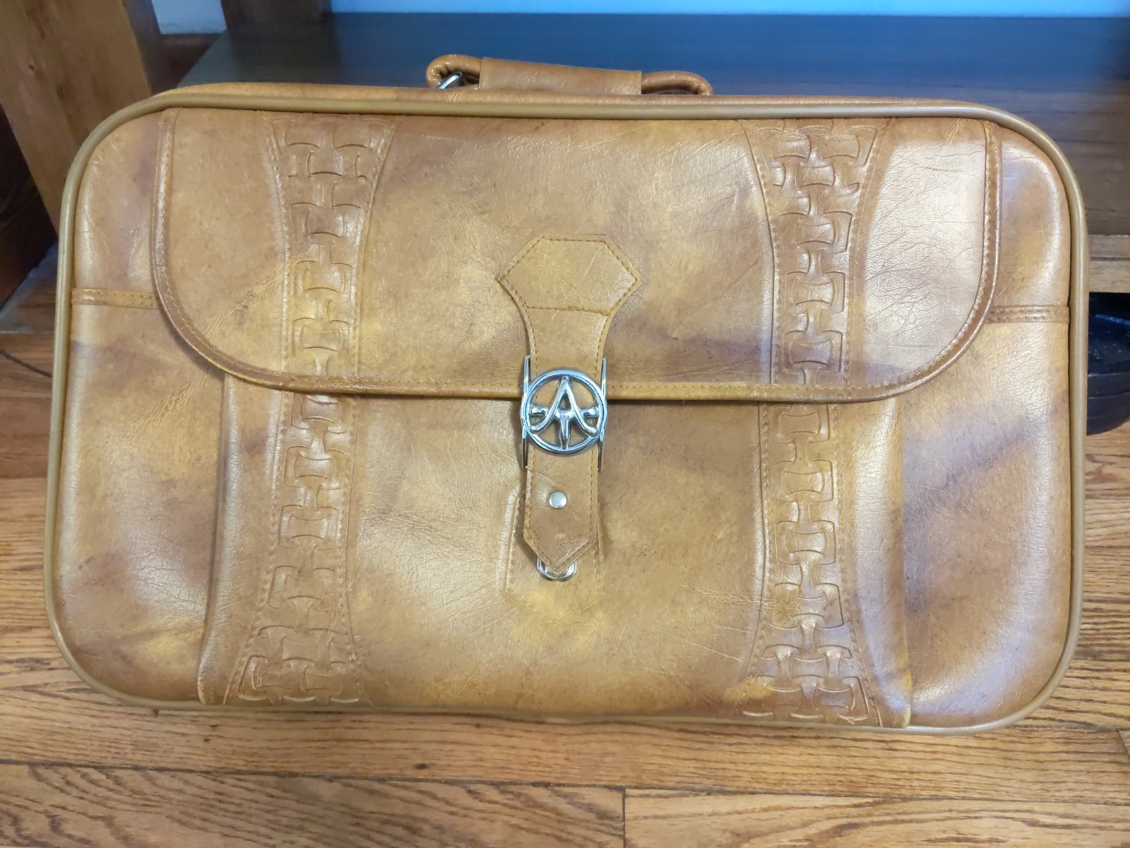 Vintage 1978 American Tourister 22″ Brown Faux Leather Suitcase Carry-On Luggage