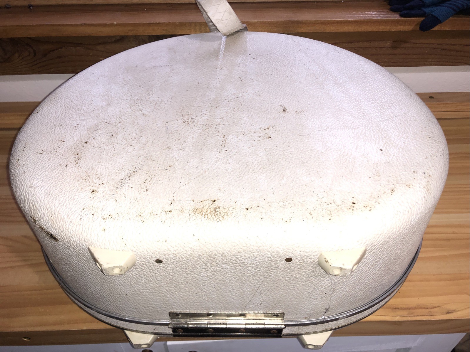 VTG Royal Traveller Schwayder White Hard Train Case Makeup Toiletry Luggage Bag