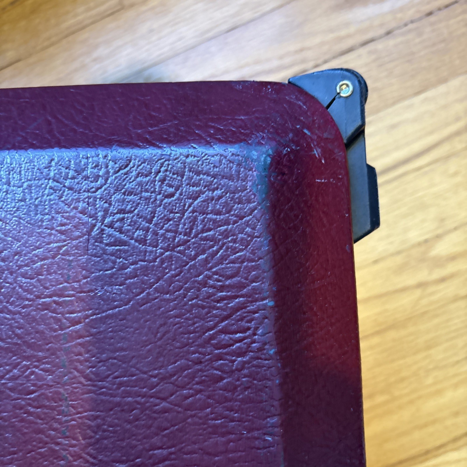 Vintage 70s80s American Tourister Burgundy Hard Shell Suitcase w/Wheels and Key