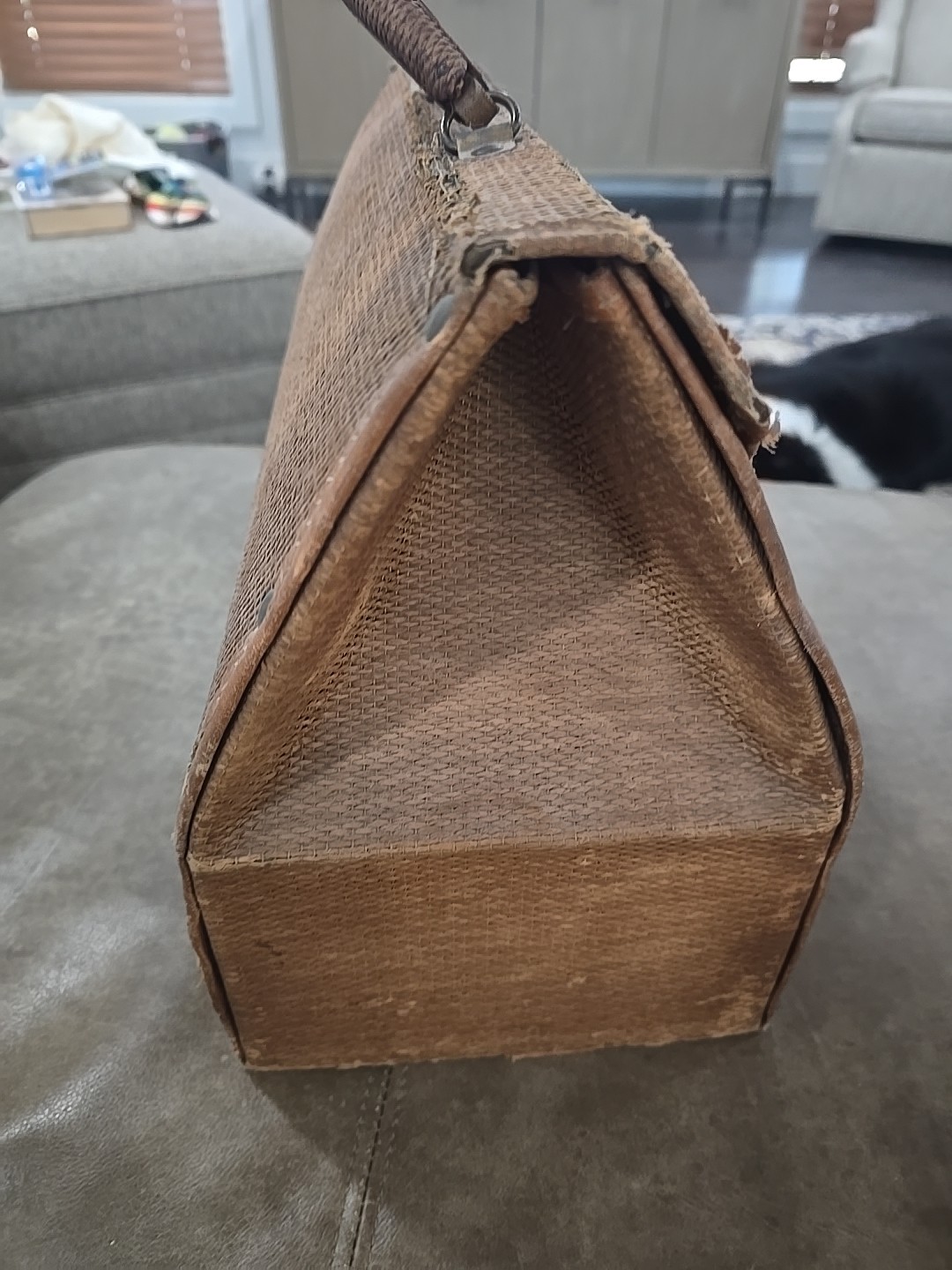 Vintage woven expandable doctors bag 16 by 10 1/2 by 7 inches