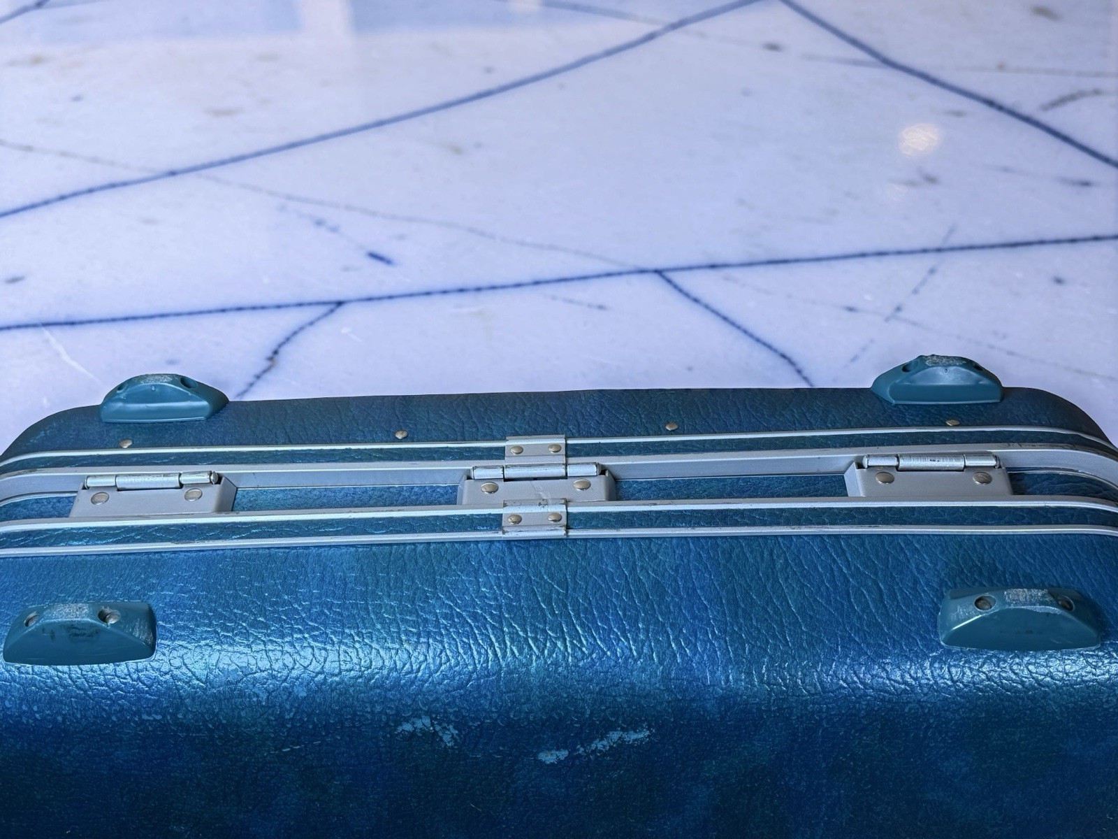 Samsonite Vintage Blue Train Case Hard Shell Travel Cosmetic Luggage 20in