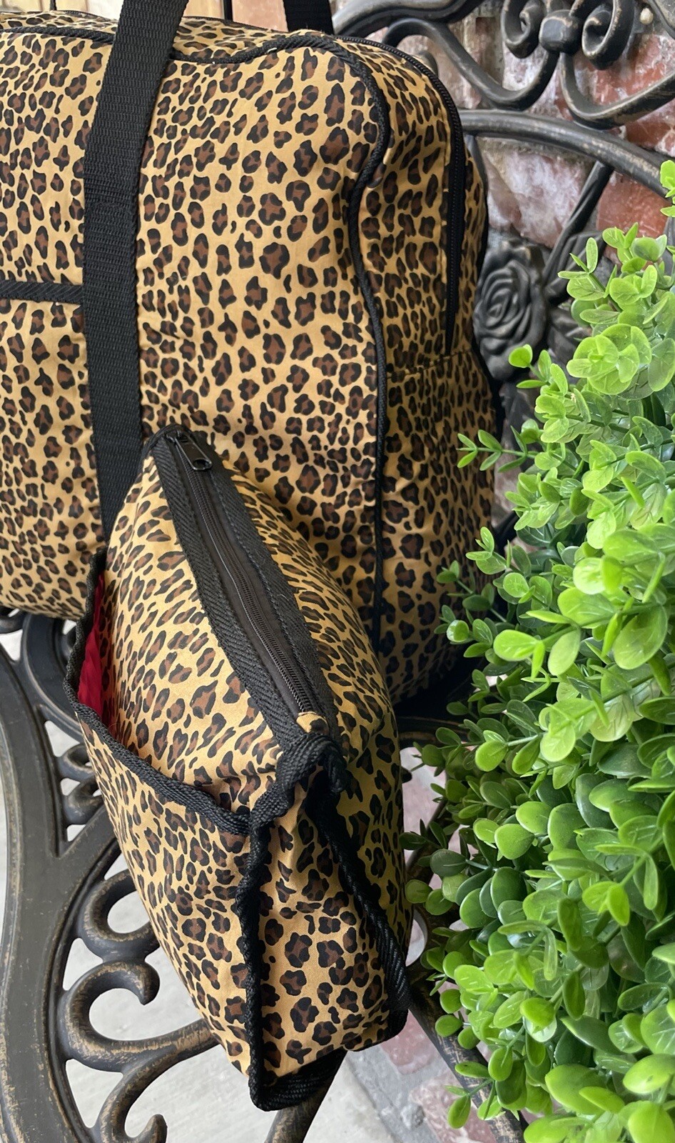 Vintage Weekender Travel Bag W/Cosmetic Pouch & Garment Bag; Cheetah Print/Black