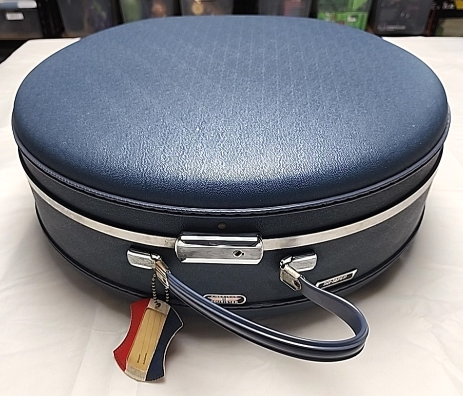 Vintage American Tourister Tri Taper Blue Hard Side 20″ Round Luggage Case