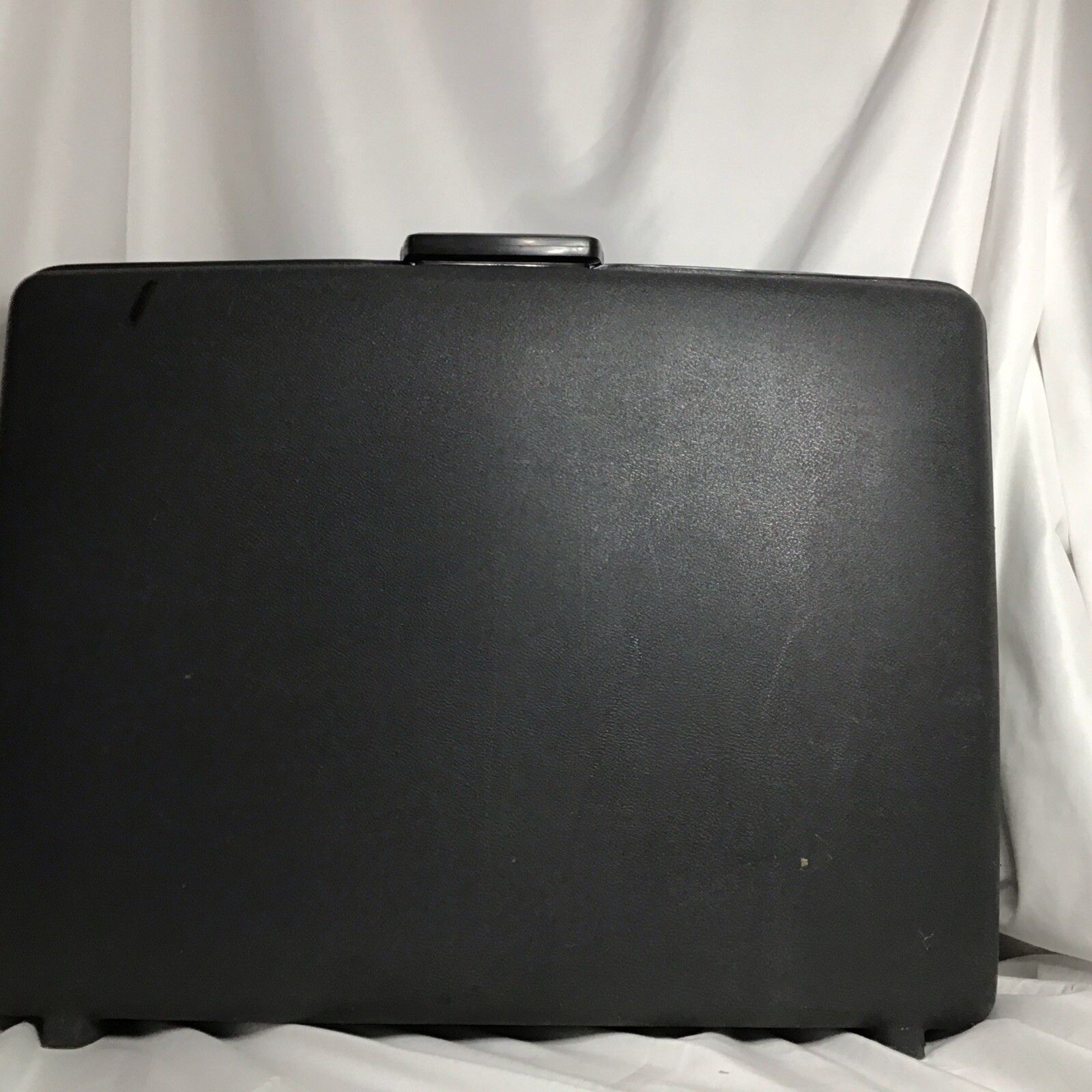 Samsonite Saturn Gray Plastic 26” Hard case Vintage Travel Suitcase 1960-70