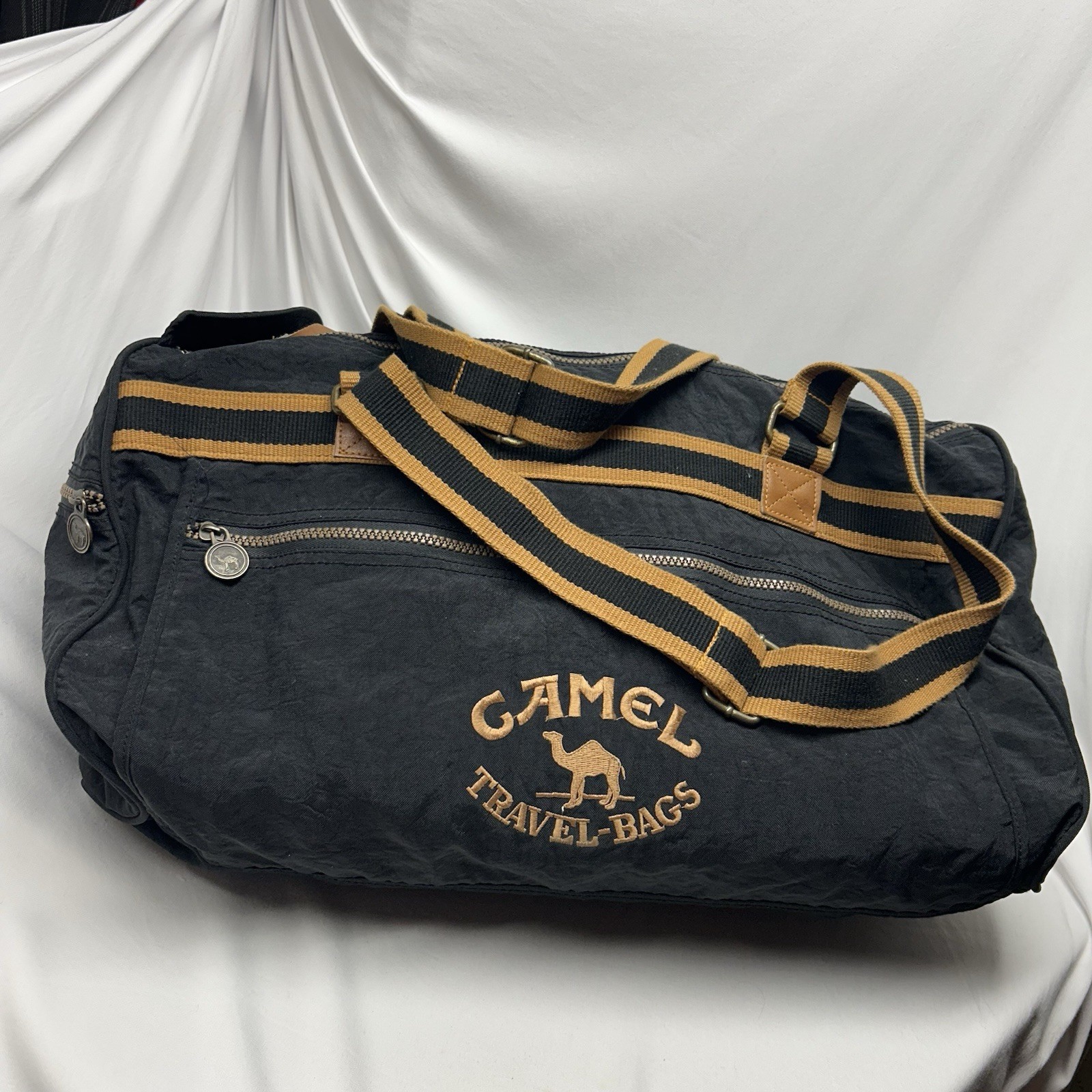 VINTAGE 90s Camel Large Duffel Travel Bag Camel Logo Embroidery & Zippers RARE