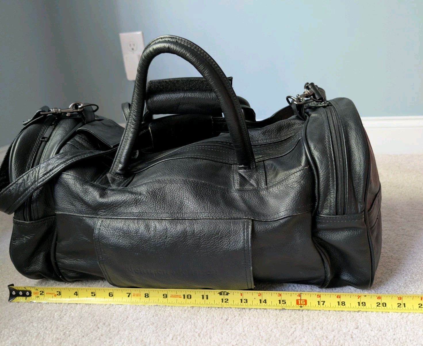 Vintage Johnson & Johnson Promo AmeriLeather Duffel Travel Bag Black 20″ Luggage