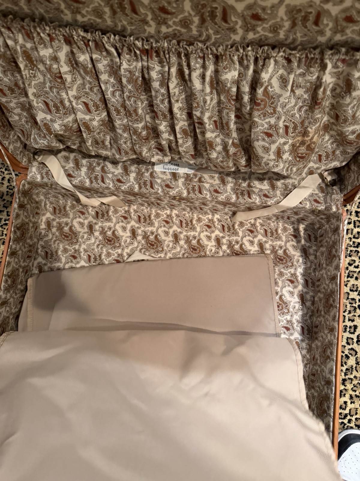 Hartman Luggage Large Vintage Brown Leather Paisley Interior Brass Hardware