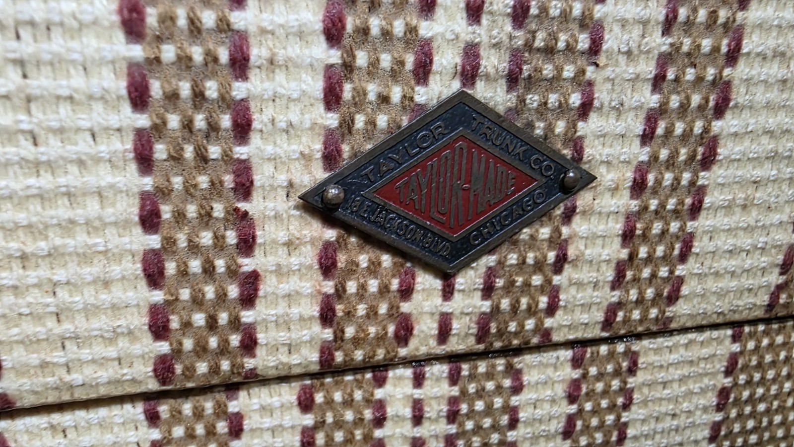 Vintage Tweed 18×18″ Suitcase CA Taylor Trunk Works Chicago, Made, Leather Trim