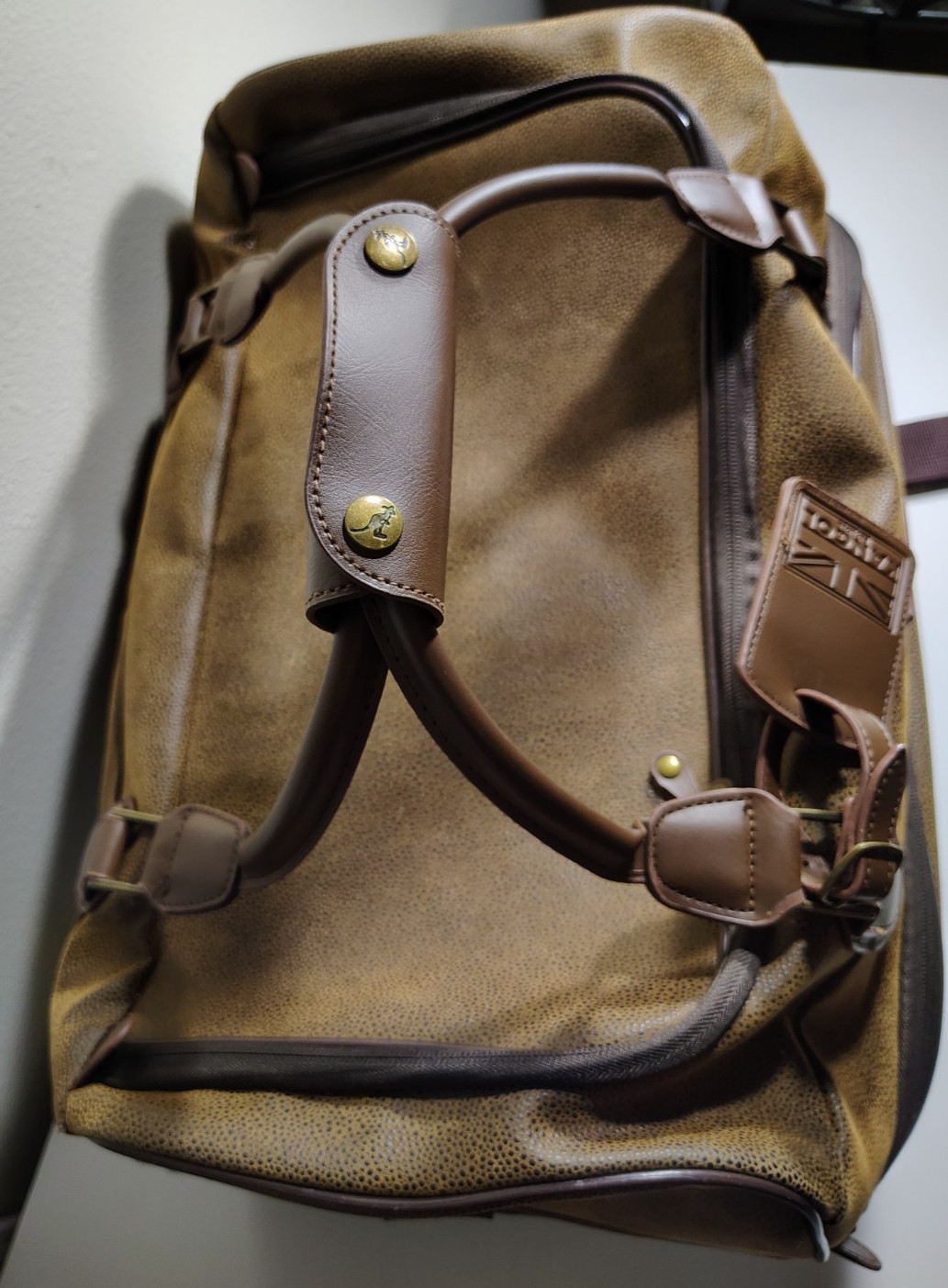 VTG Kangol Faux Suede Duffel Roller Bag Luggage Med-Large Brown Travel Weekend