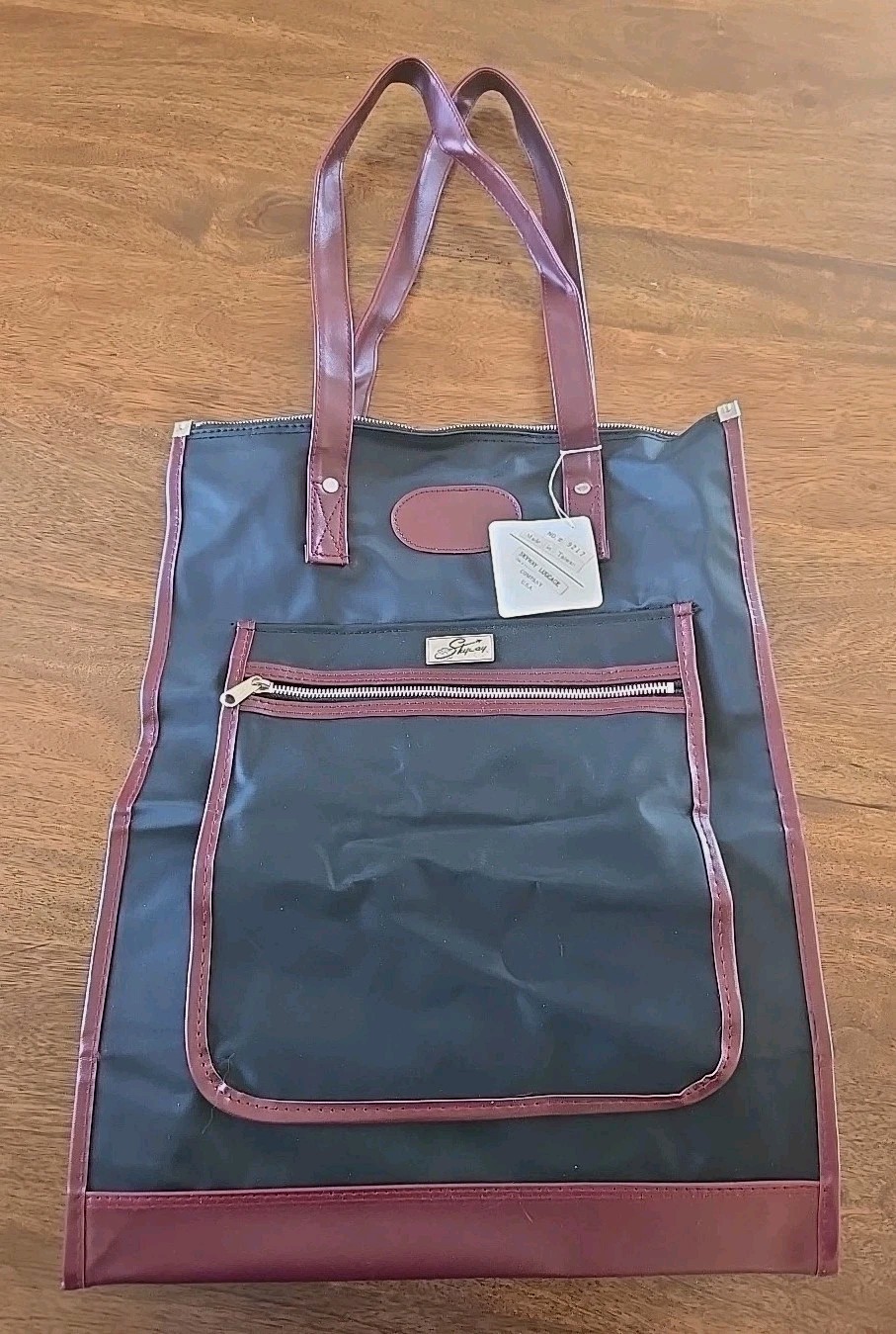 VTG Skyway Luggage Co #9217 Rolling Shoulder Bag Zip Top Black/Maroon NWT Rare