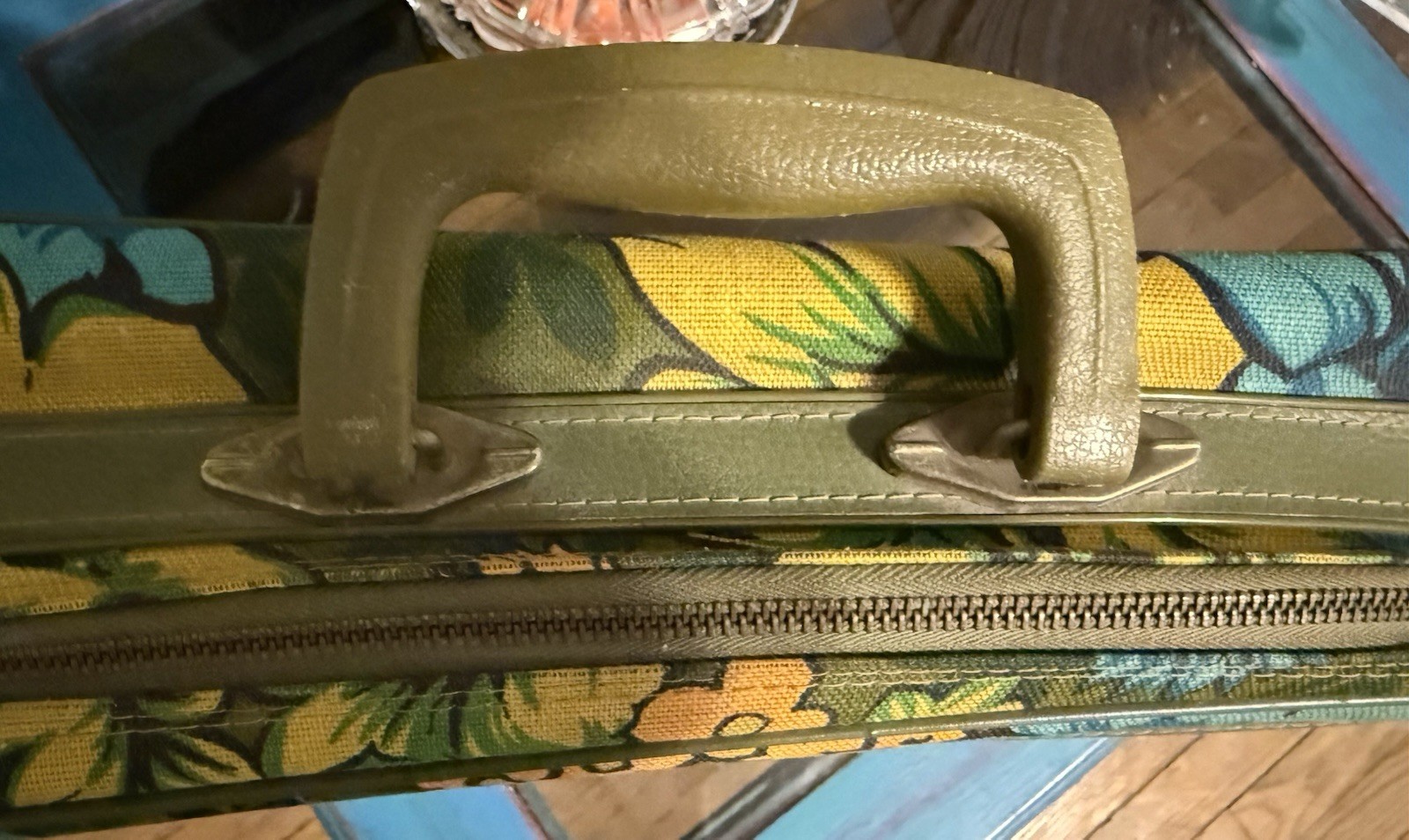 Bantam Travelware Vintage Luggage Suitcase Floral Flowers 17×11 x4 Groovy~L@@K!!