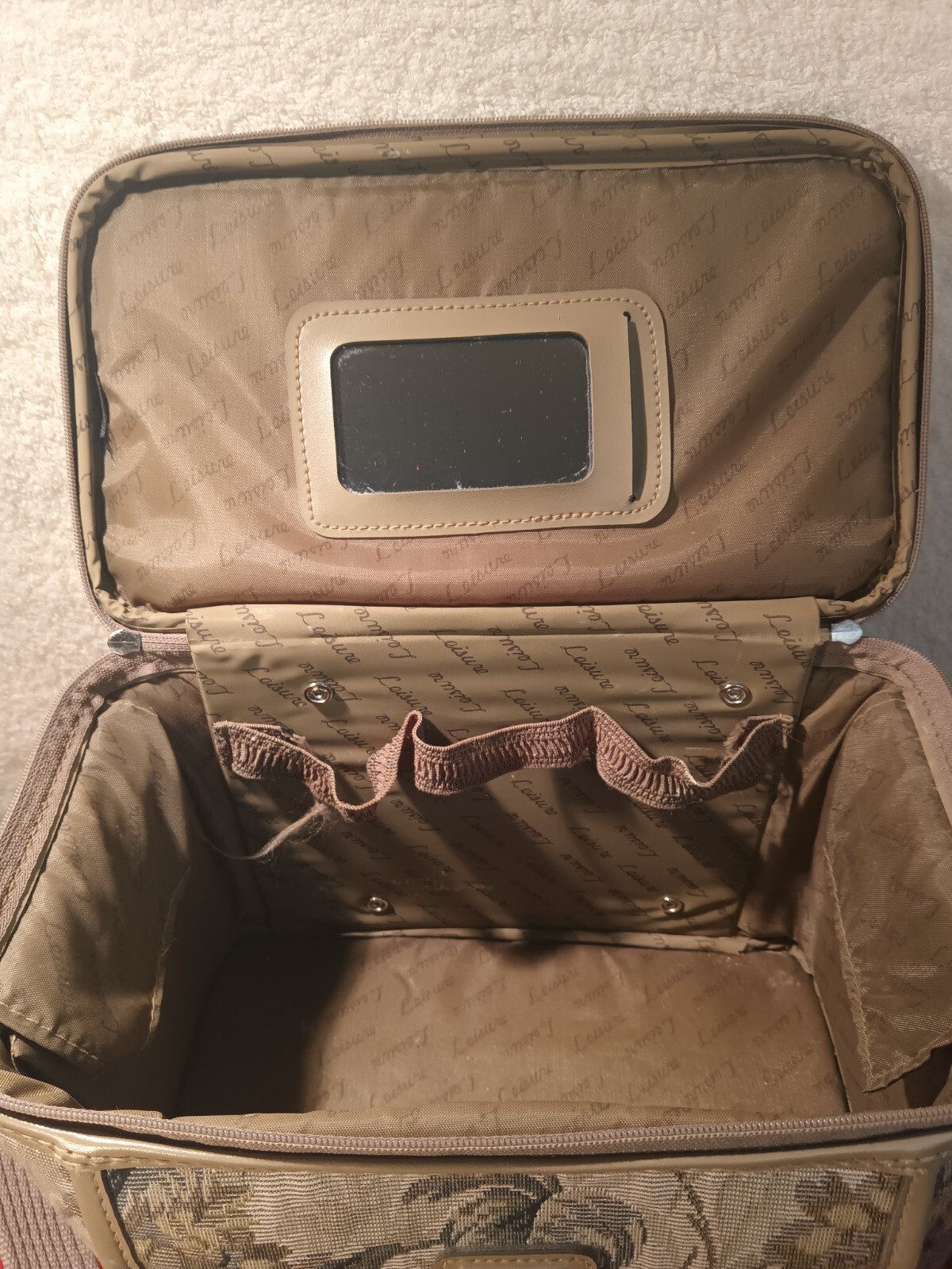 VINTAGE RETO TAPESTRY LEISURE TRAIN CASE, LUGGAGE, TRAVIL, MAKEUP CASE, COSMETIC