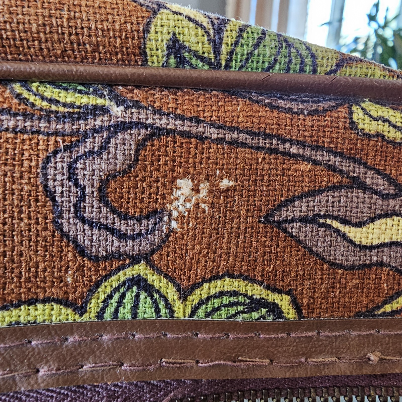 Vintage Bantam Retro Carry on Suitcase Travelbag Brown