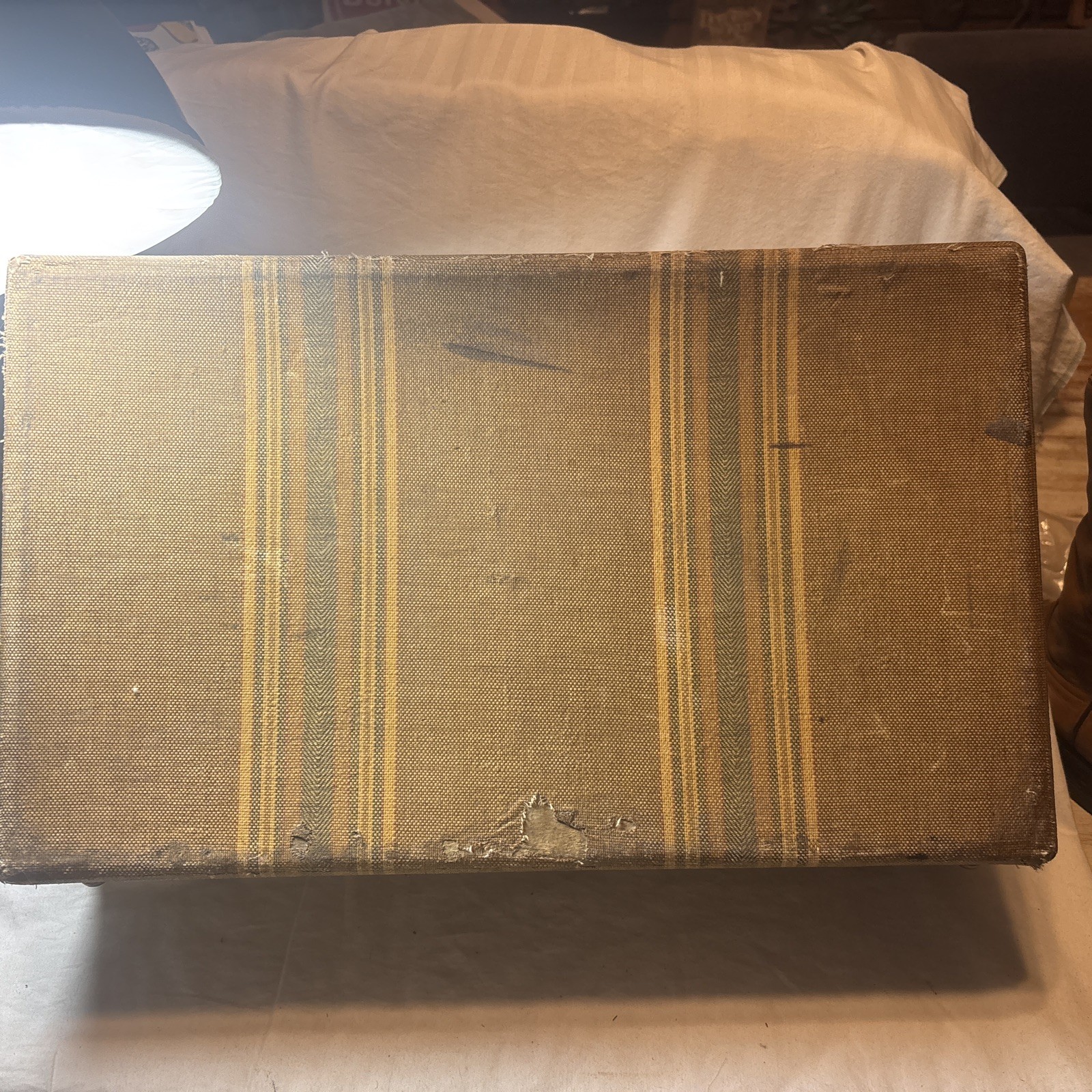 Vintage Medium Suitcase 1940’s? Fabric Cover Tan Cream Brown 21” X 12 1/2” X 6
