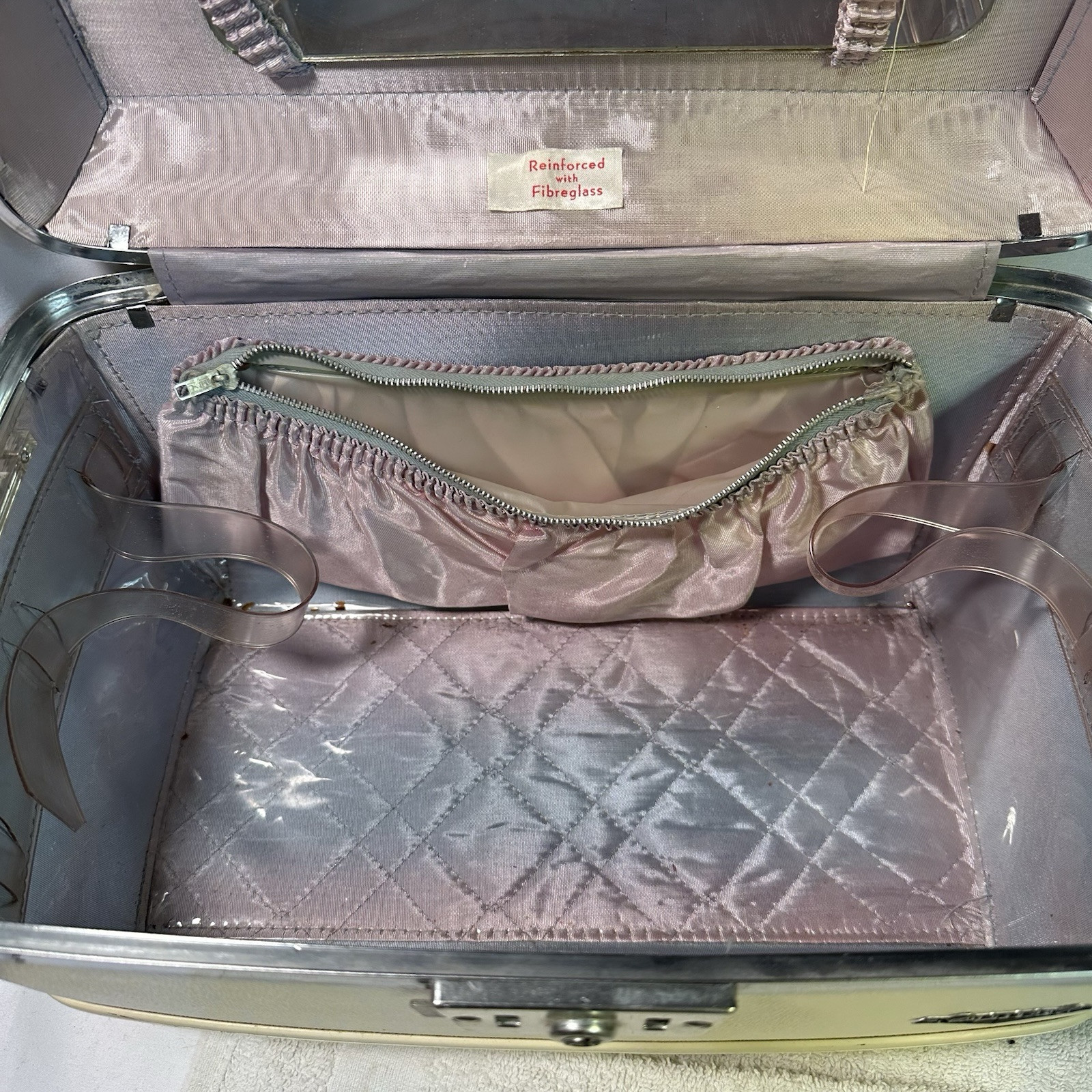 Vintage Hard Shell Train Case Vanity Makeup Luggage Cream Tan RARE COLOR