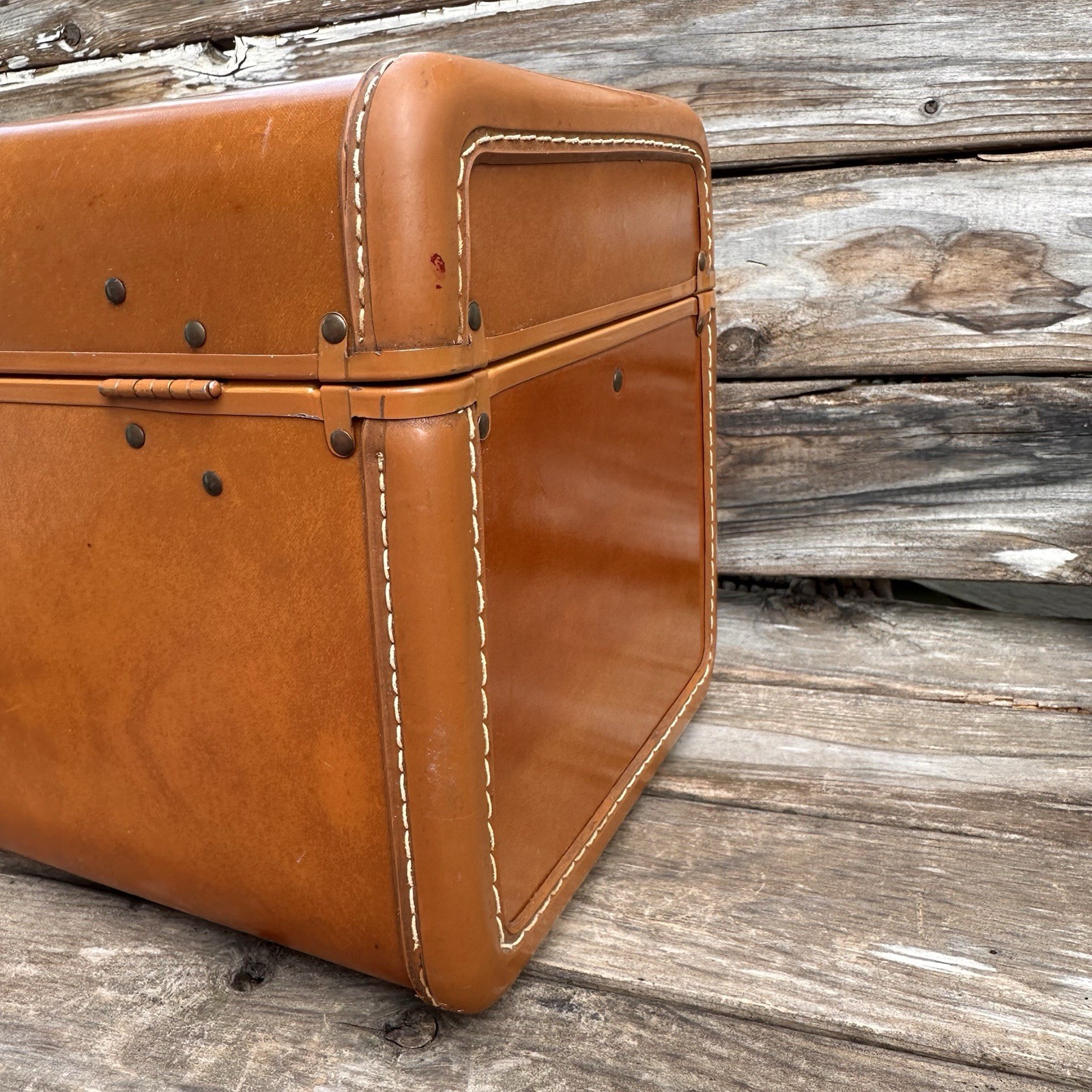 Vintage Samsonite Schwayder #4612 Brown Faux Leather Makeup Train Hard Case USA