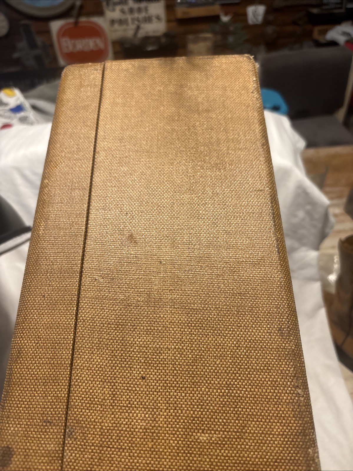 Vintage Medium Suitcase 1940’s? Fabric Cover Tan Cream Brown 21” X 12 1/2” X 6