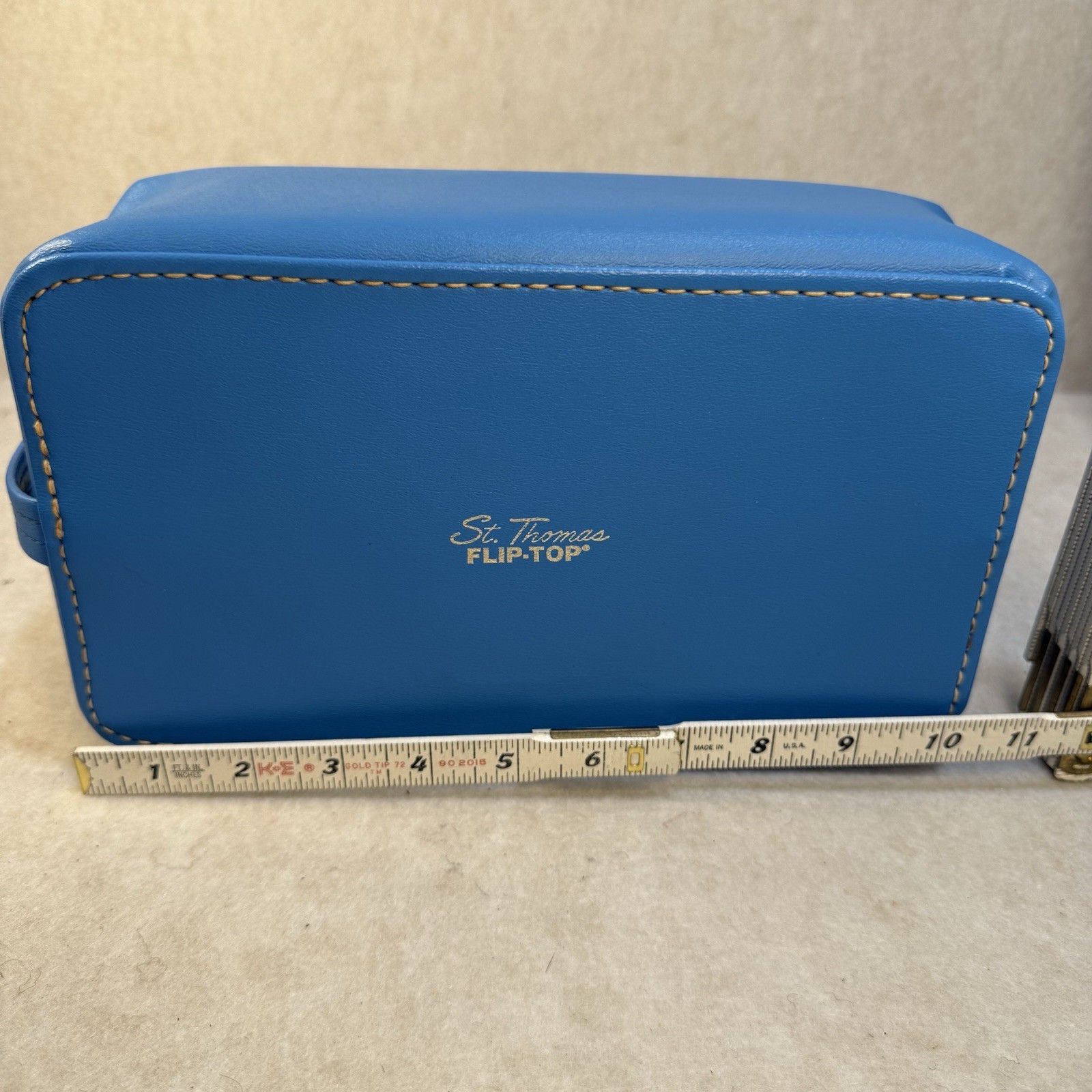 Vintage Luggage Valet Travel Case Grooming Kit Flip-top Toiletries Bag 1960s NEW