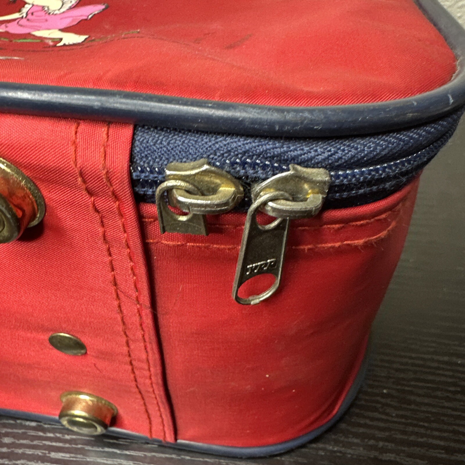 Vintage Kids Red Suitcase “Going Visiting” 1990 Universal Trav-Ler READ