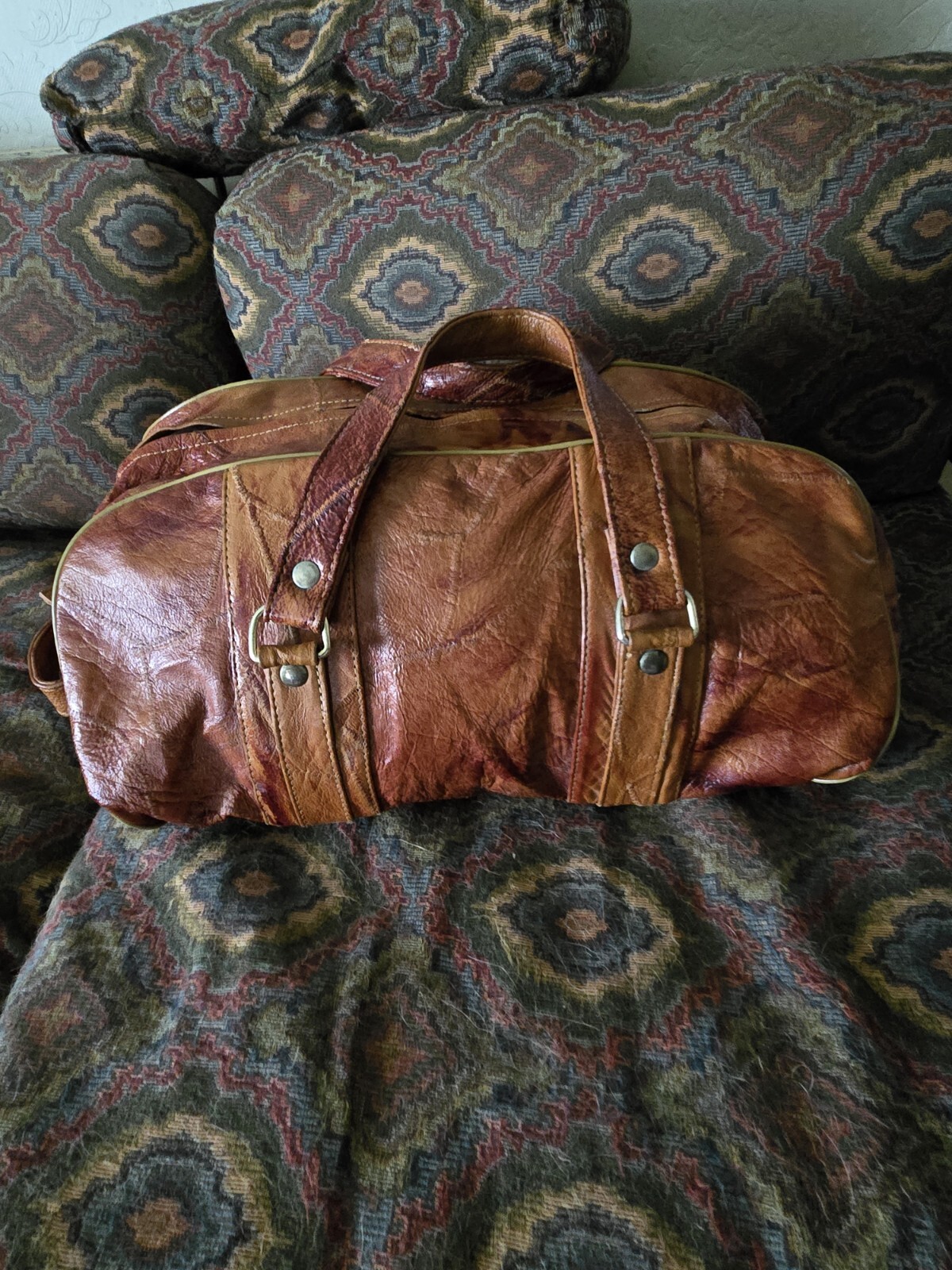 Vintage Leather Duffle Bag Carry-On Zipper Pull Tag LL Sturdy Lightweight Lined