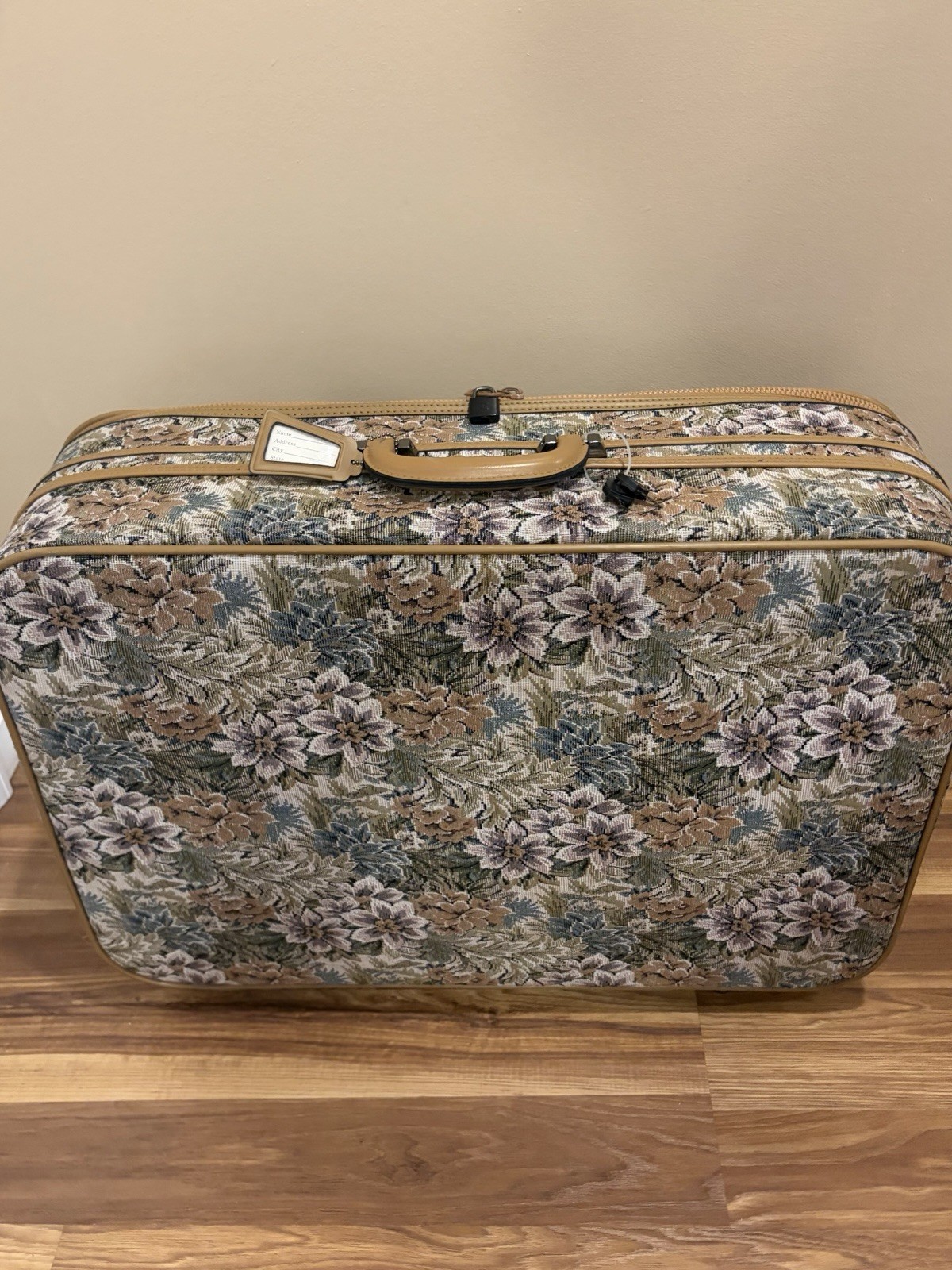 Vintage Pierre Cardin Floral Tapestry Luggage Suitcase Perfect Condition