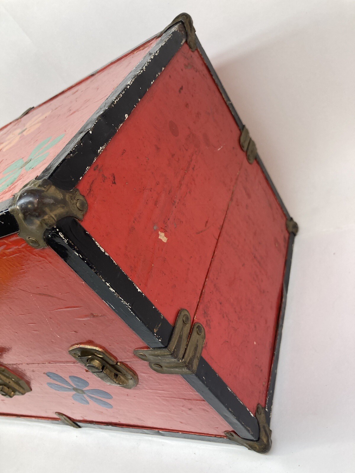Wood Chest Suitcase Red With Flowers Metal Trim 18”x10.5”x10.5” Vintage