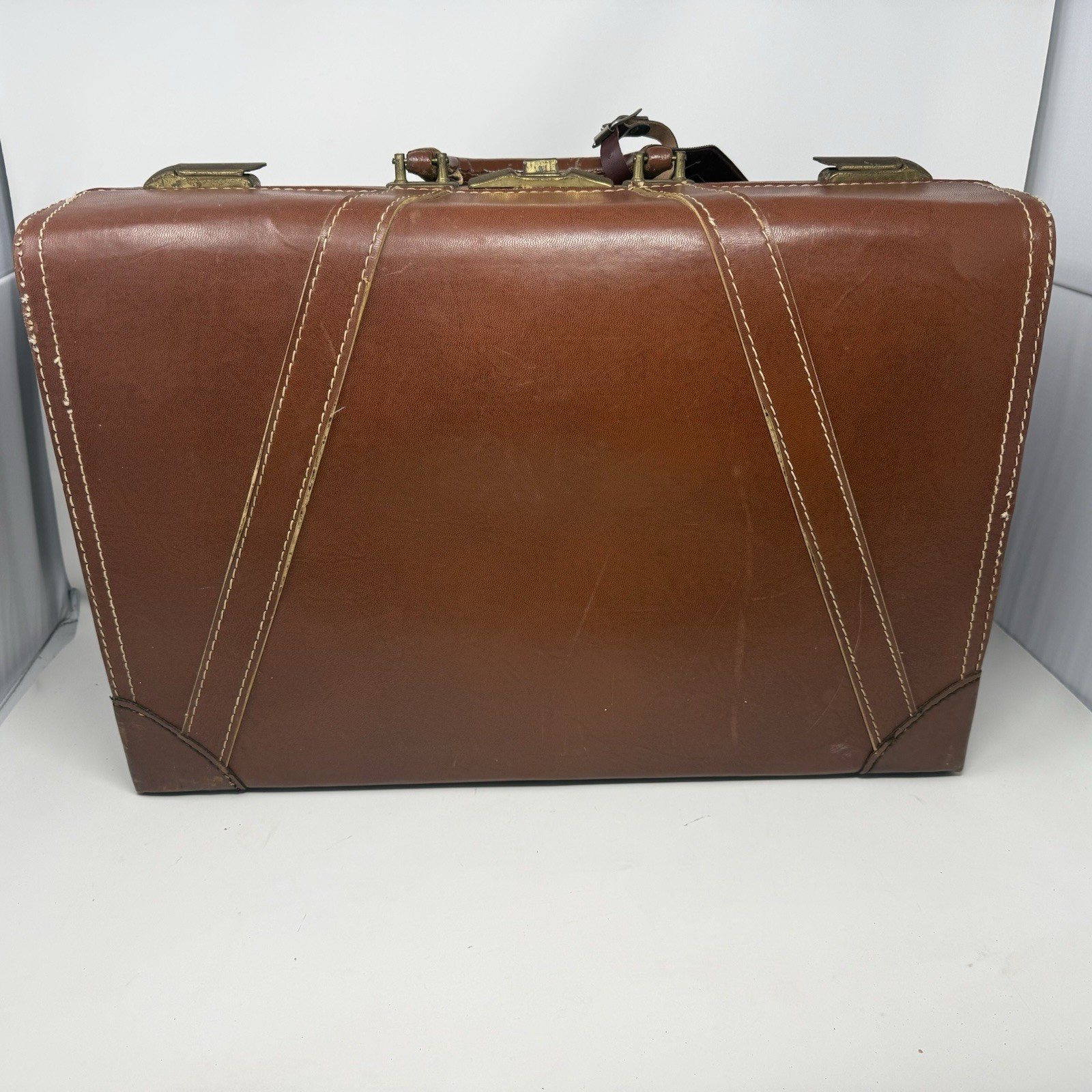 MCM Vtg Suitcase Brown Leather Brass Hardware Stitching 21X14x7 No Key
