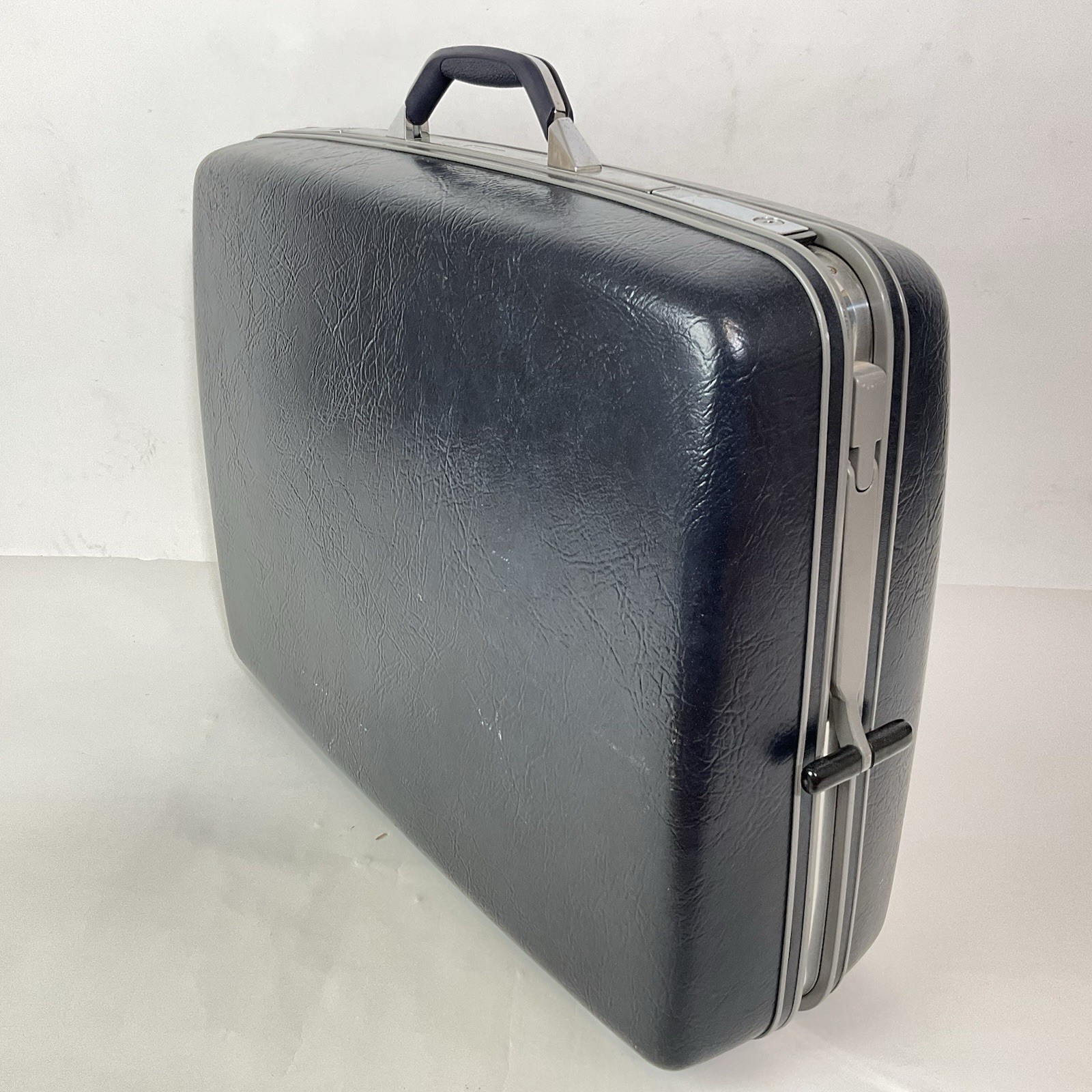 Vintage Samsonite Profile II Navy / Black Luggage Hard Shell Suitcase With Key