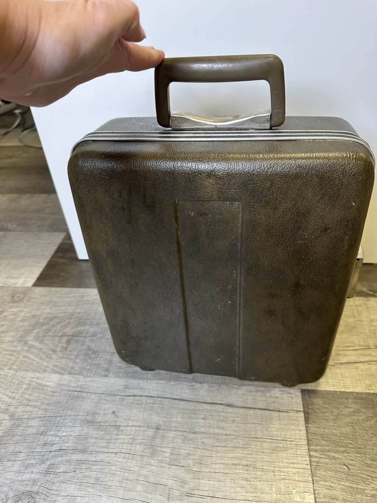 Vintage American Tourister Portable Bar Suitcase w/ Cups & Tray – Mid Century