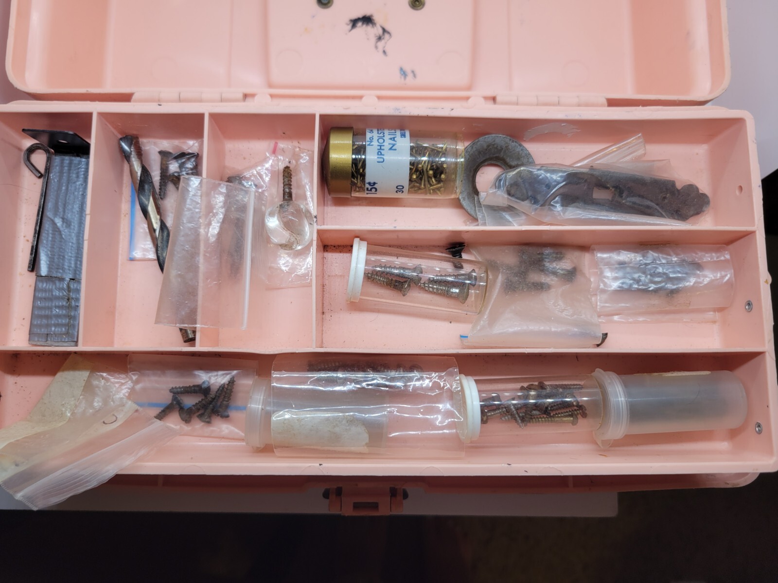 Vintage CABOODLE Case 1980s Light Pink Filled With Hardware