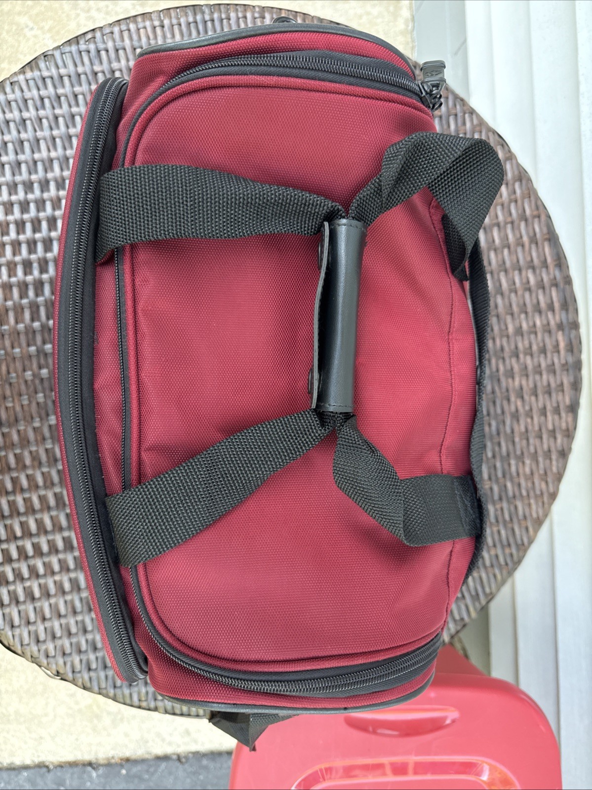 Vintage Skyway Overnight Duffel Bag Tote Carry On Luggage Makeup Toiletry Red