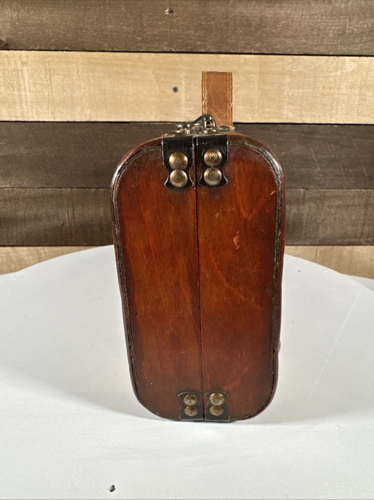 Via Vee World Classic Wooden Storage Decorative