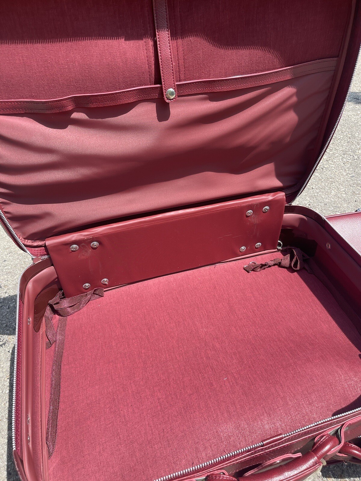 Vintage Maroon Red Luggage 4 piece Set Nesting Suitcases Wow Korea Very Nice