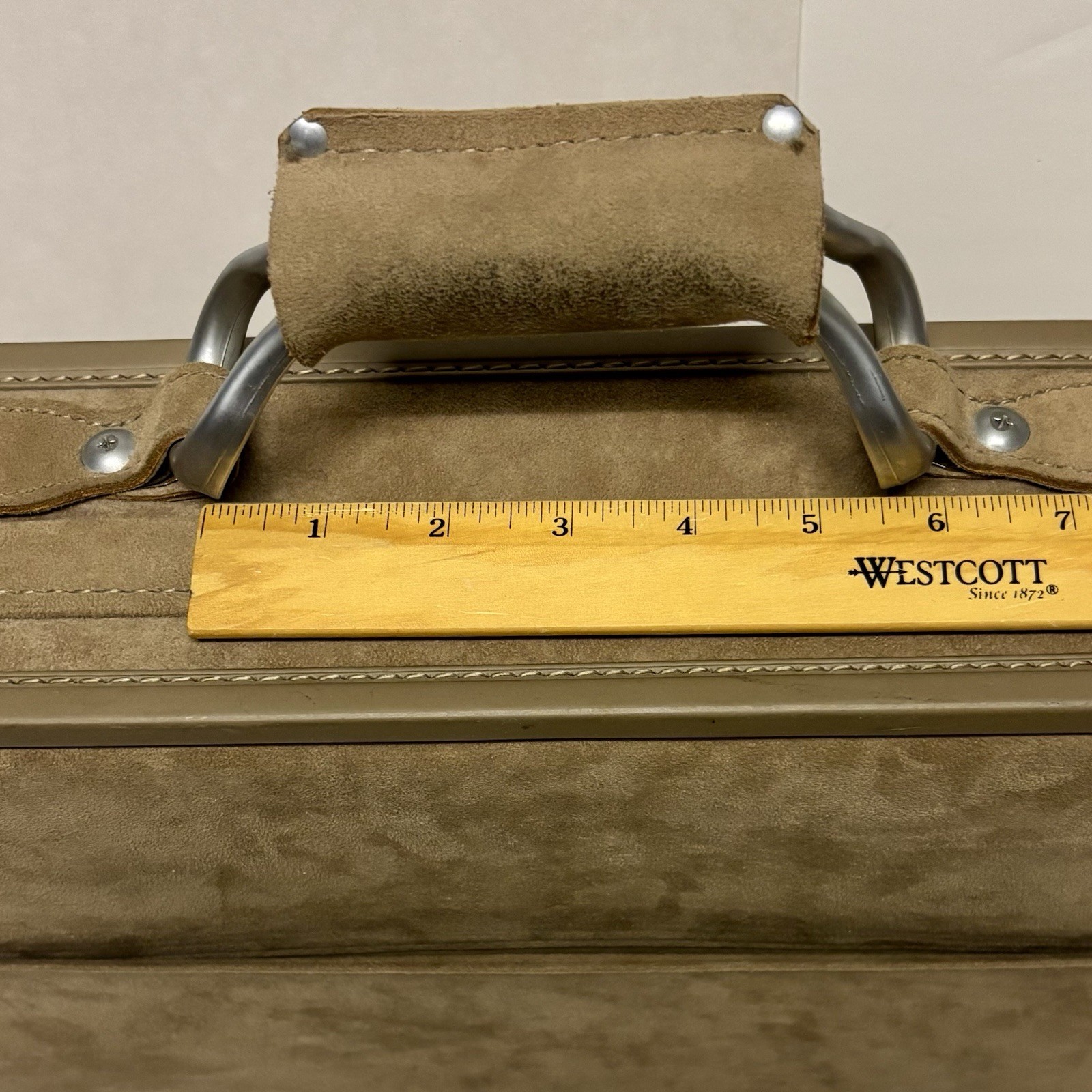 Hartmann Hard Briefcase Attache Leather Suede Luggage with Locking Key