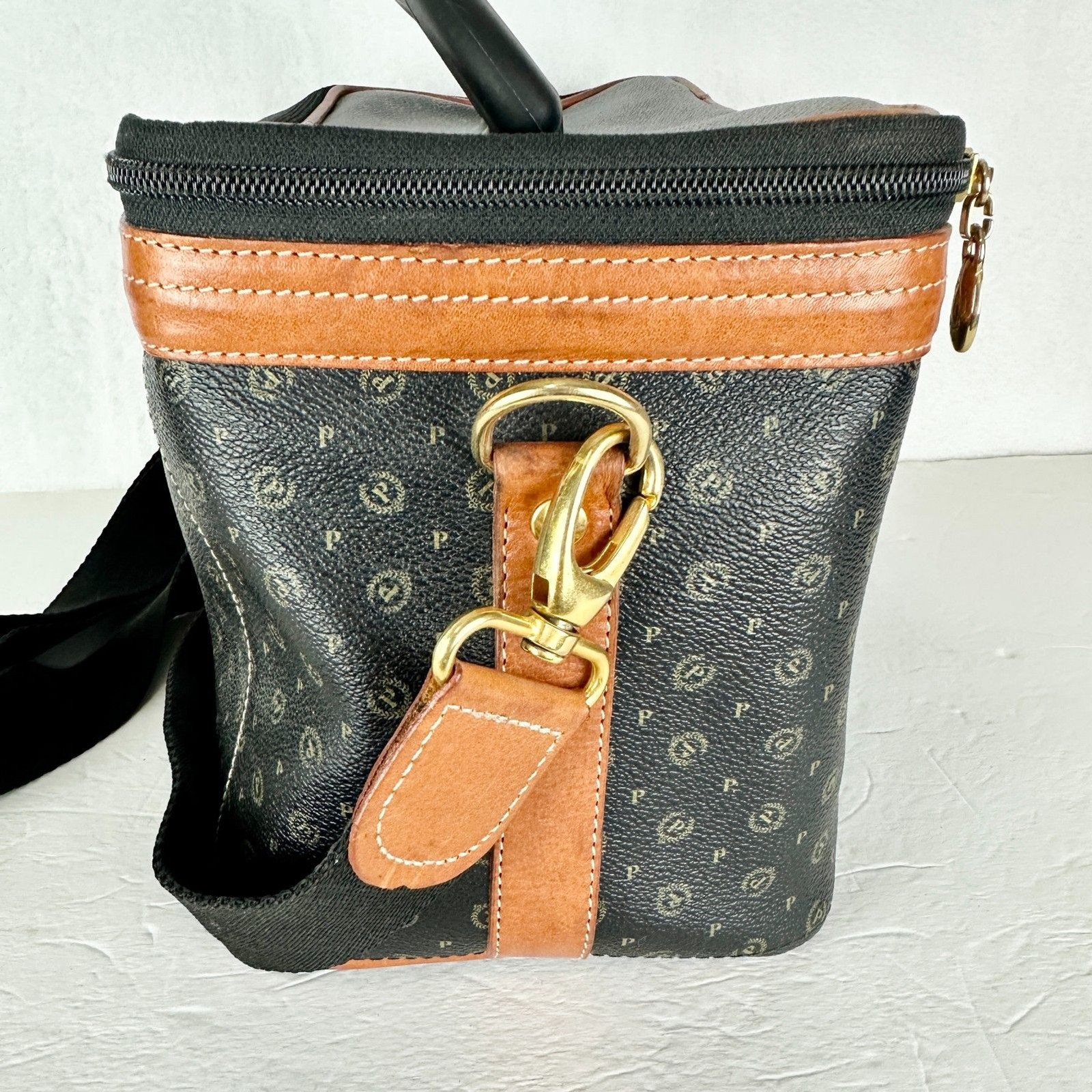 Pollini Vintage Leather Monogram Vanity Case Travel Toiletry Carry On Cosmetic